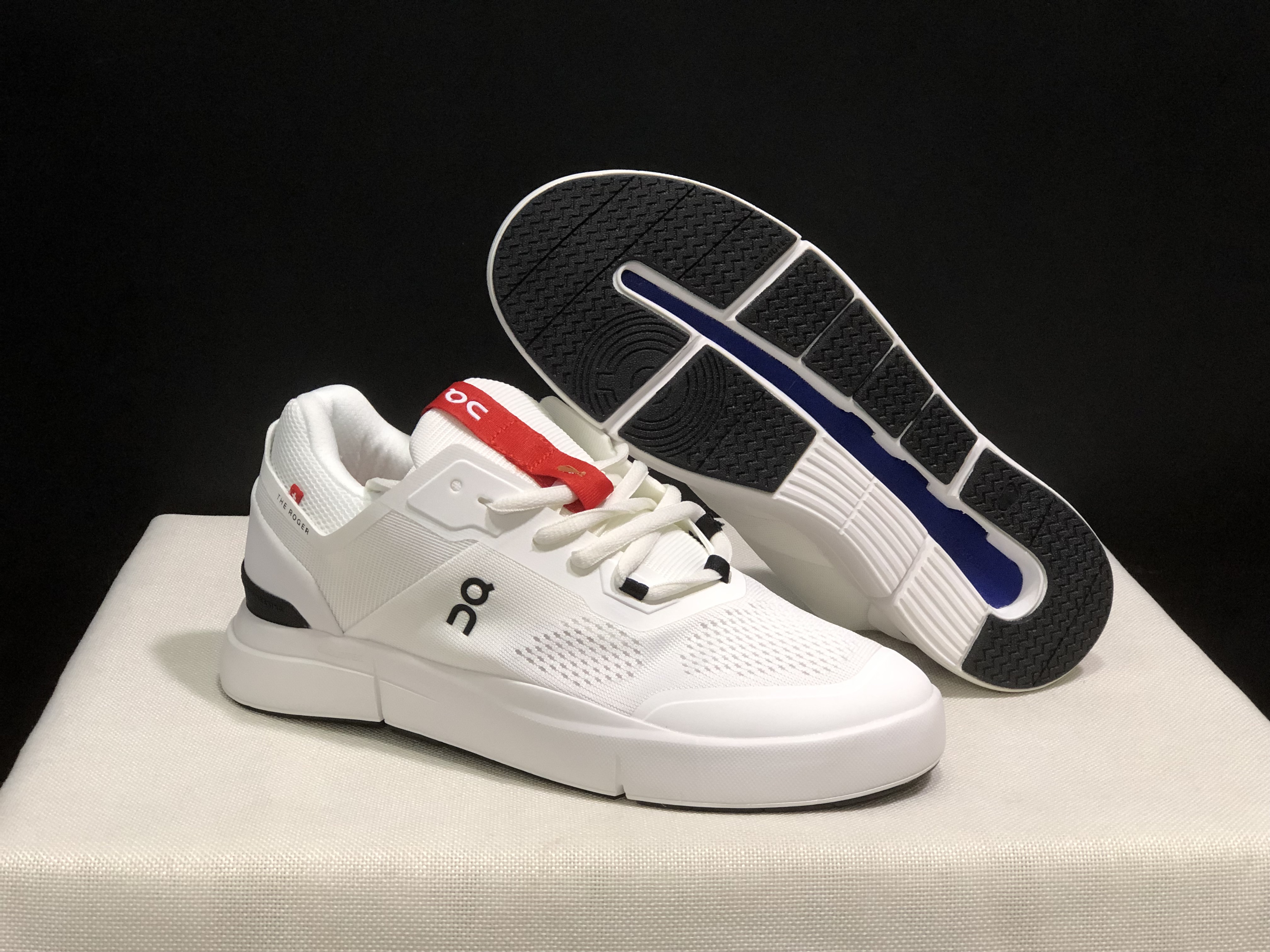 On Running The Roger Spin Breathable Mesh Sneakers Blue/Red/White