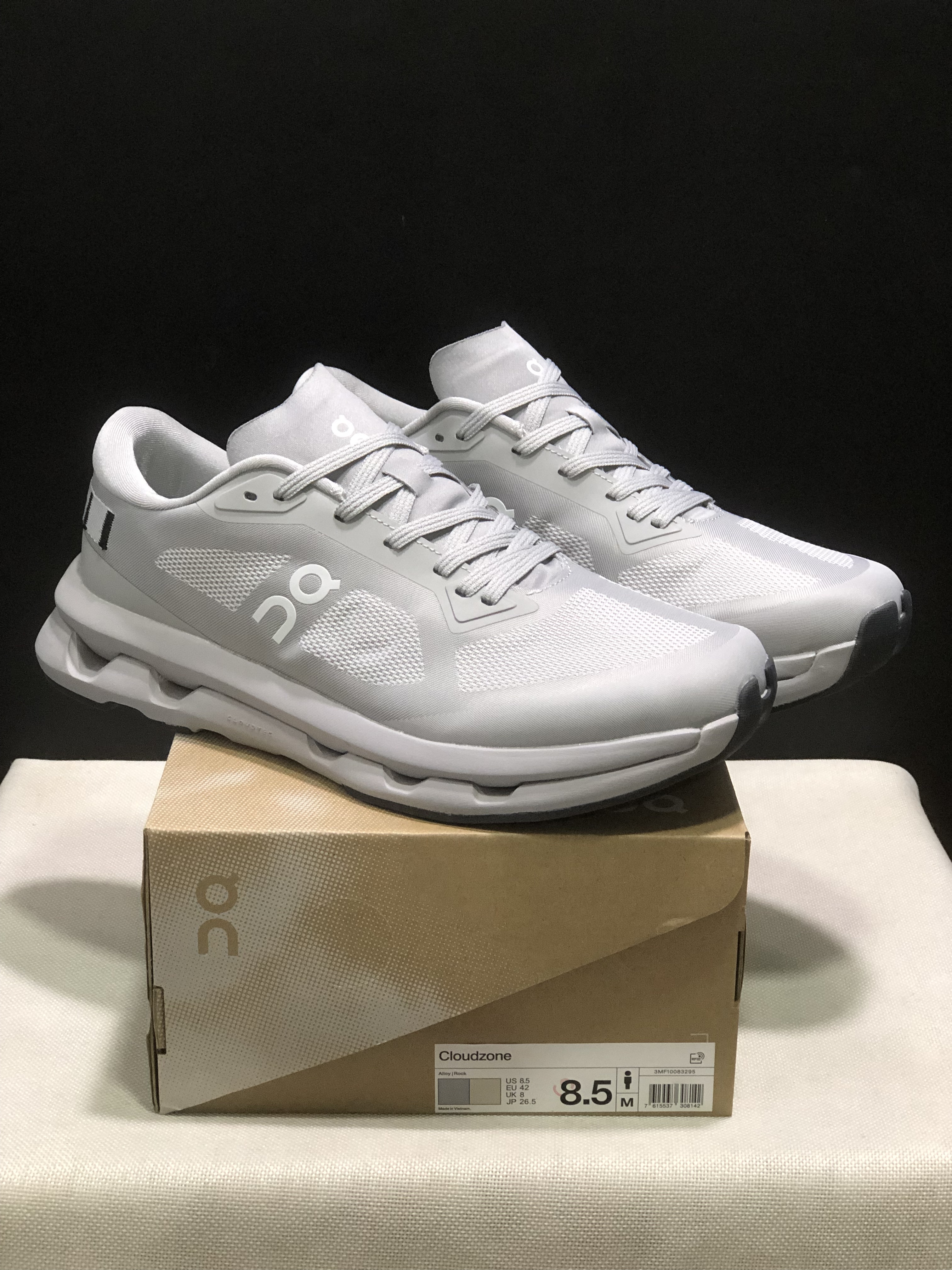 On Running Cloudzone Casual Running Shoes Grey