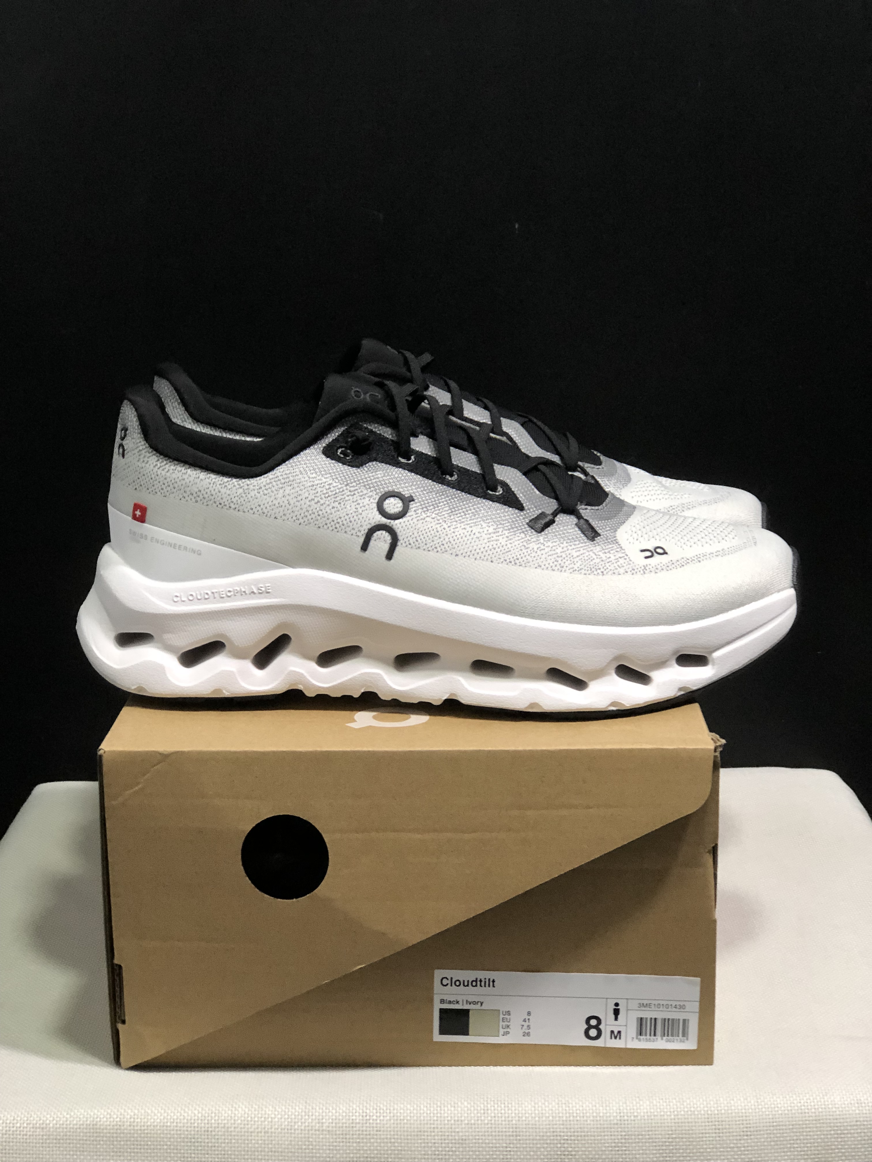 On Running Cloudtilt Durable Casual Life Shoes Black/Ivory