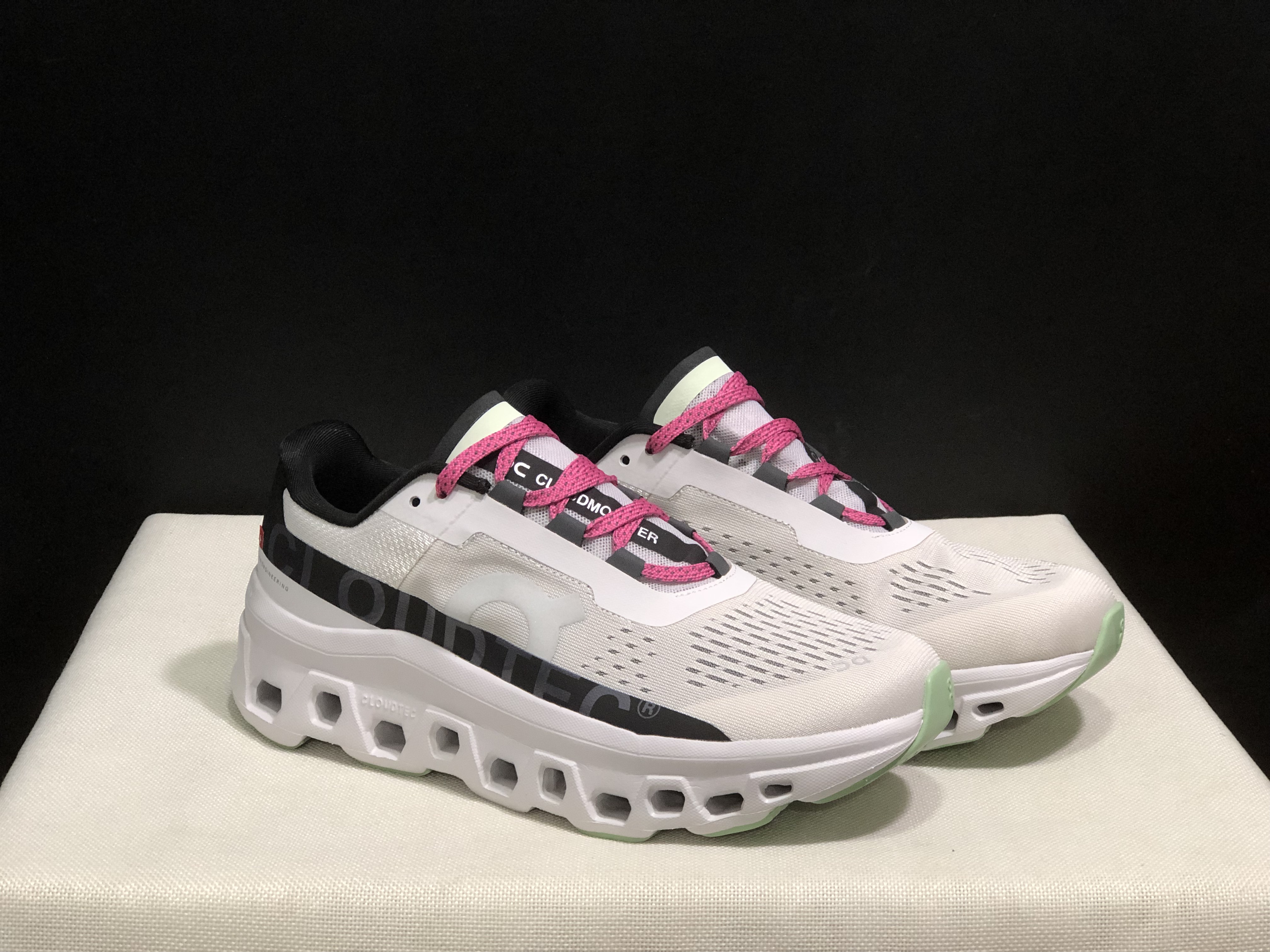 On Running Cloudmonster Anti-Slip Running Shoes Frost/Black