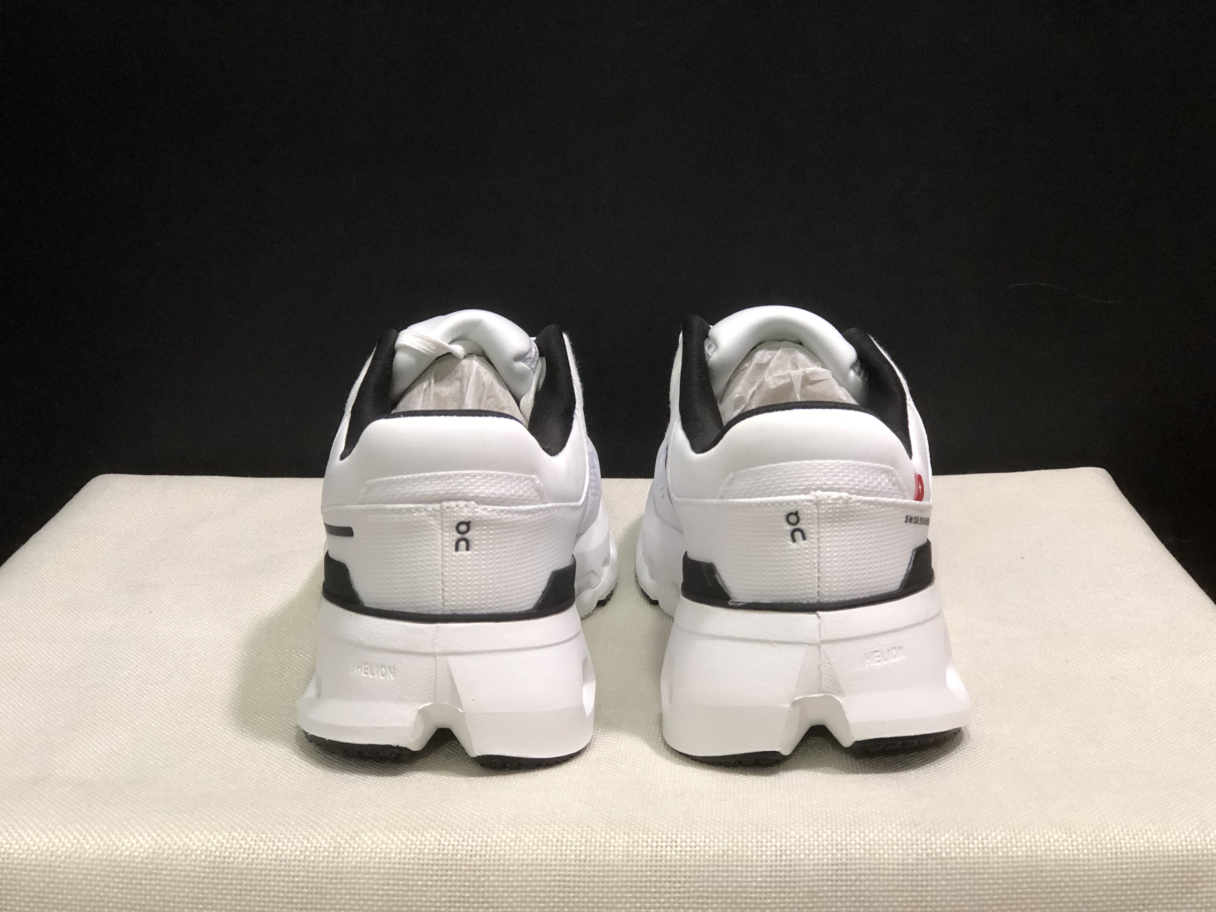 On Running Cloudrunner 2 Mesh Breathable Running Shoes White/Black