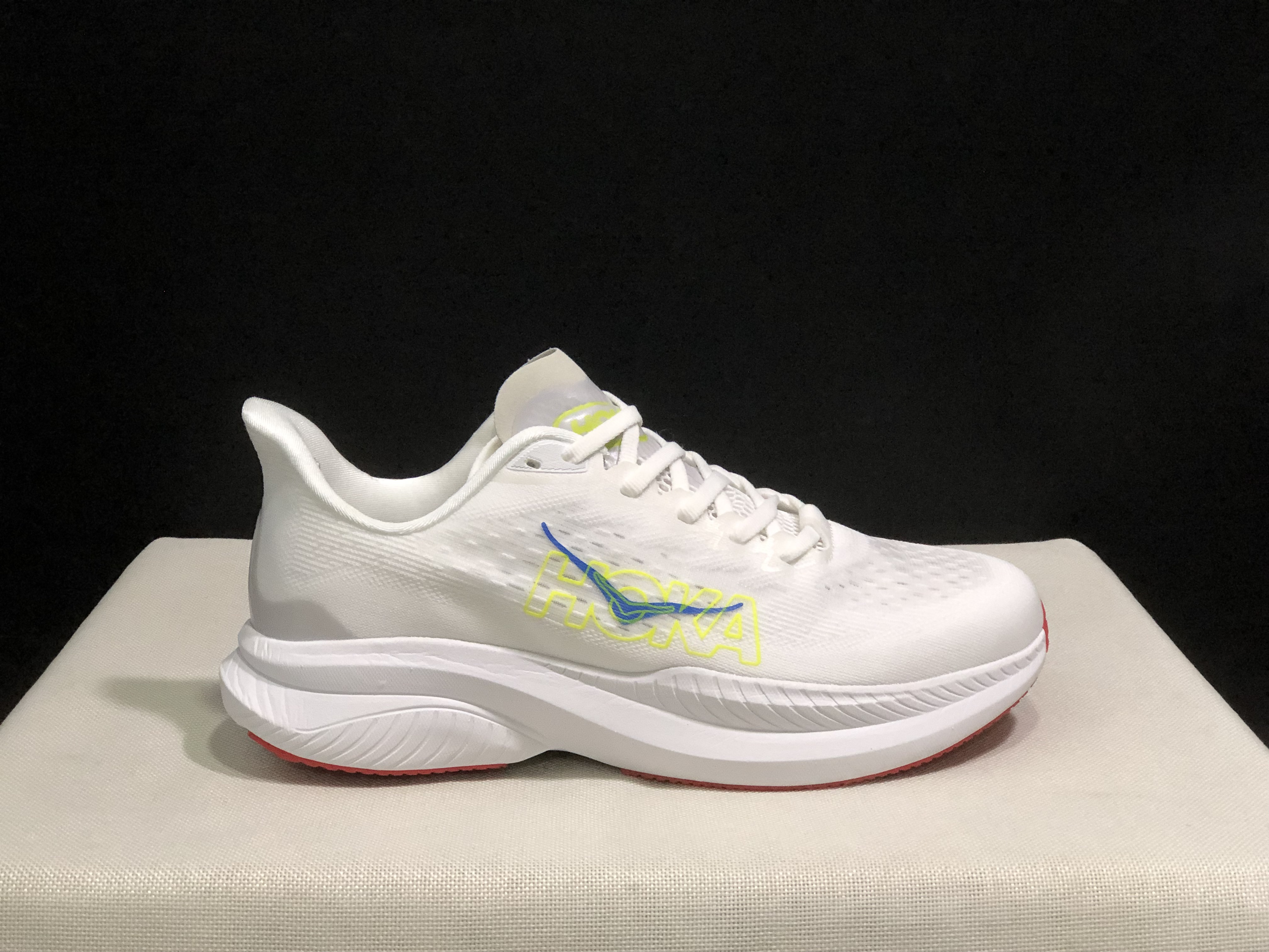 Hoka One One Mach 6 Wear-resistant Breathable Low-top Running Shoes Sneakers White