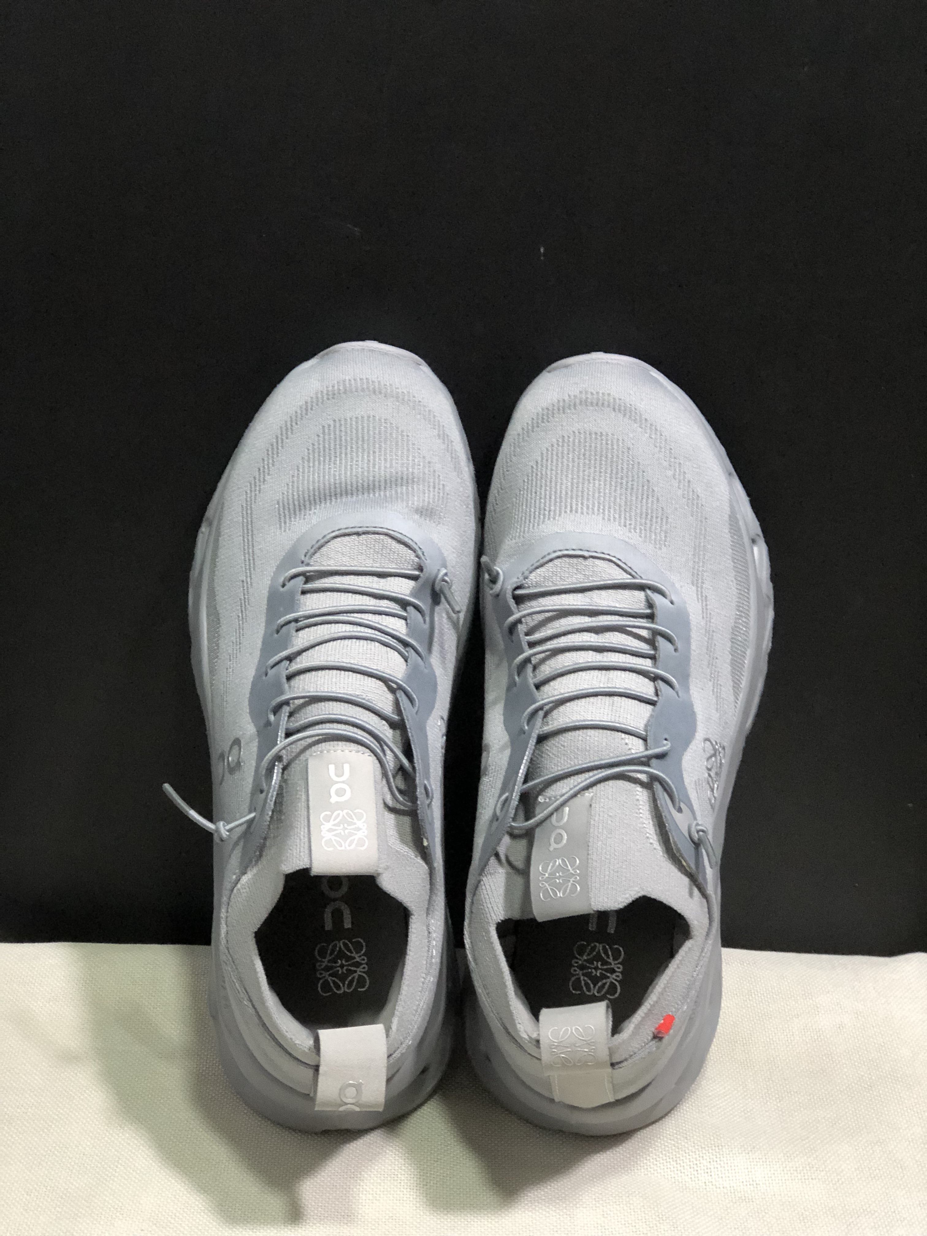 LOEWE x On Running Cloudtilt Running Shoes Co-Signed Edition Grey