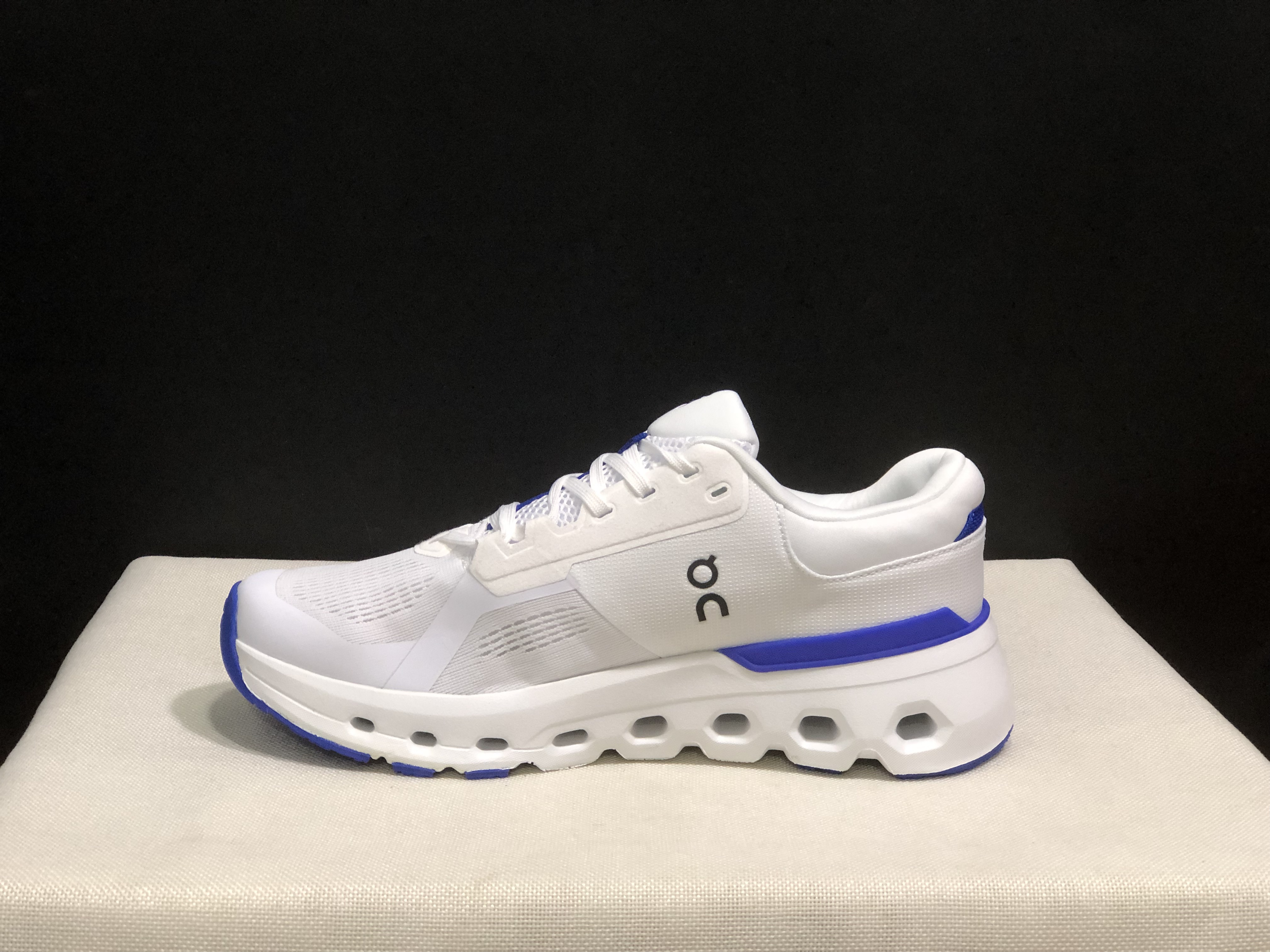 On Running Cloudrunner 2 Mesh Breathable Running Shoes White/Blue