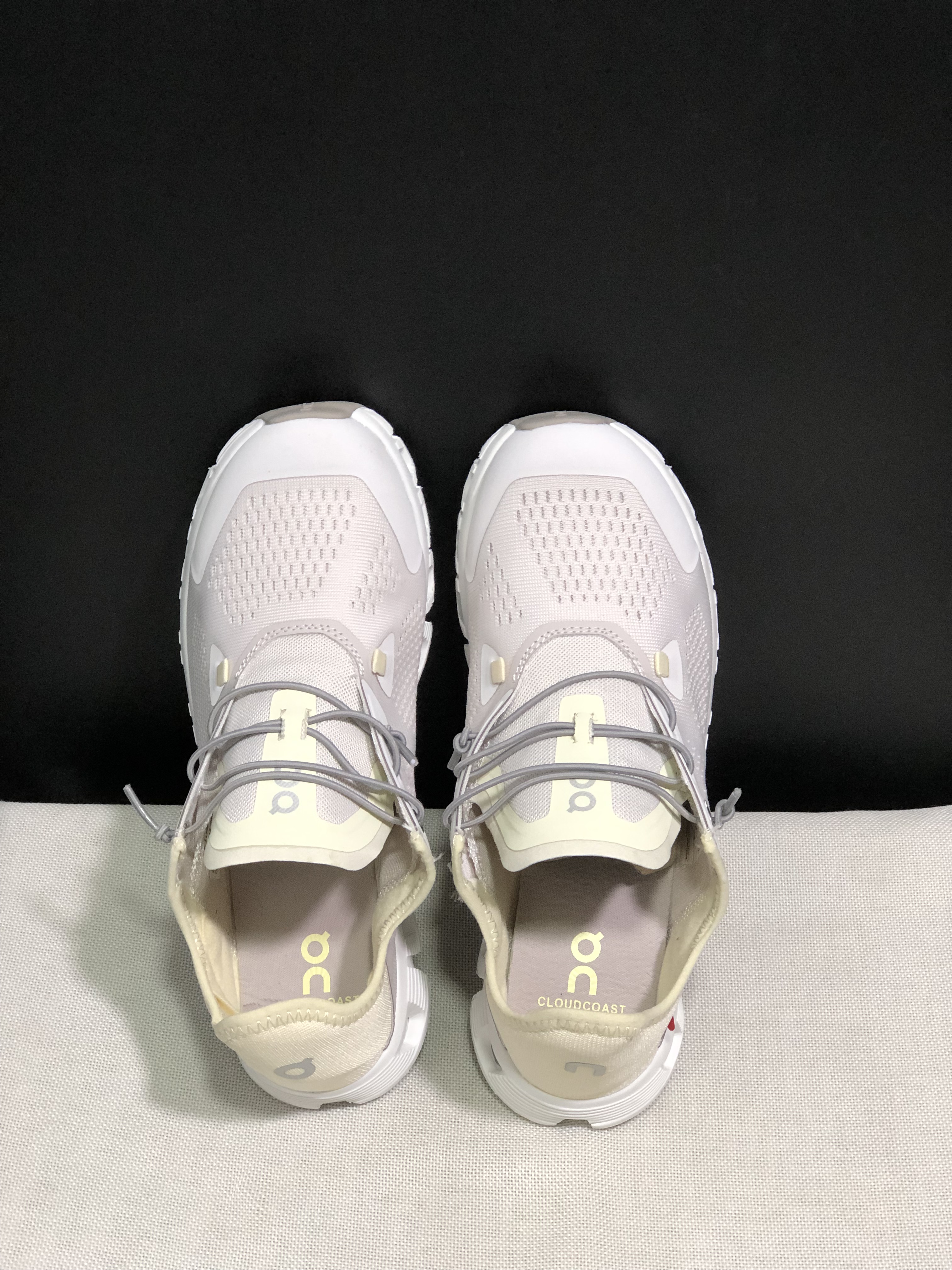 On Running Cloud 5 Coast Convenient And Breathable Running Shoes Cream/Light Yellow