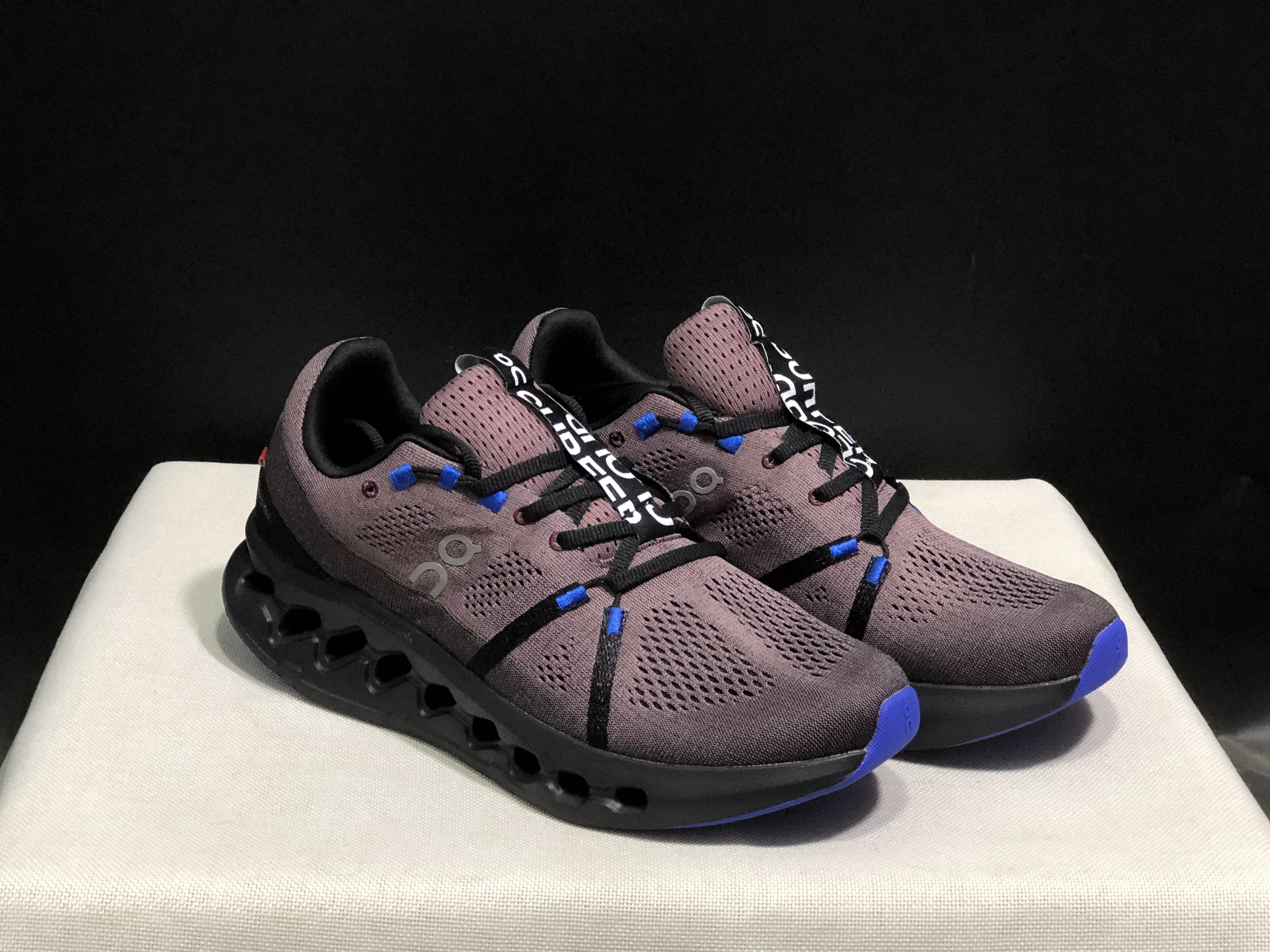 On Running Cloudsurfer Training Anti-Slip Running Shoes Black/Cobalt