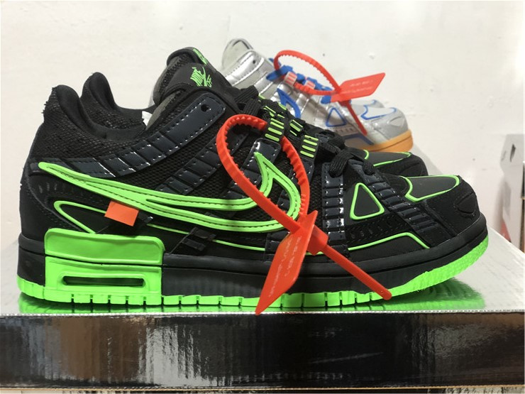 Nike Air Rubber Dunk Off-White Green Strike Sneakers
