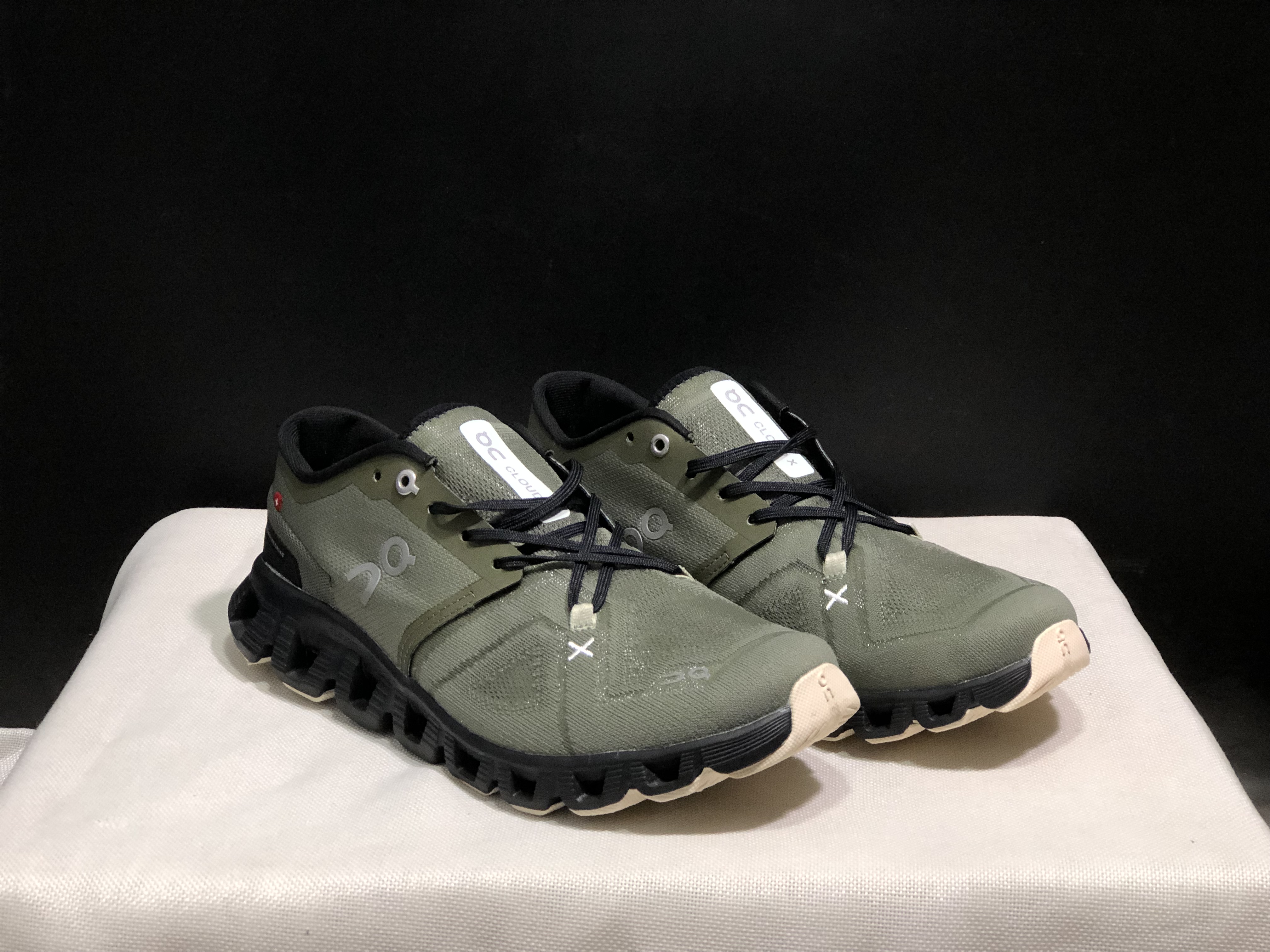 On Running Cloud X3 Shift Multi-Functional Running Shoes Olive Green/Black