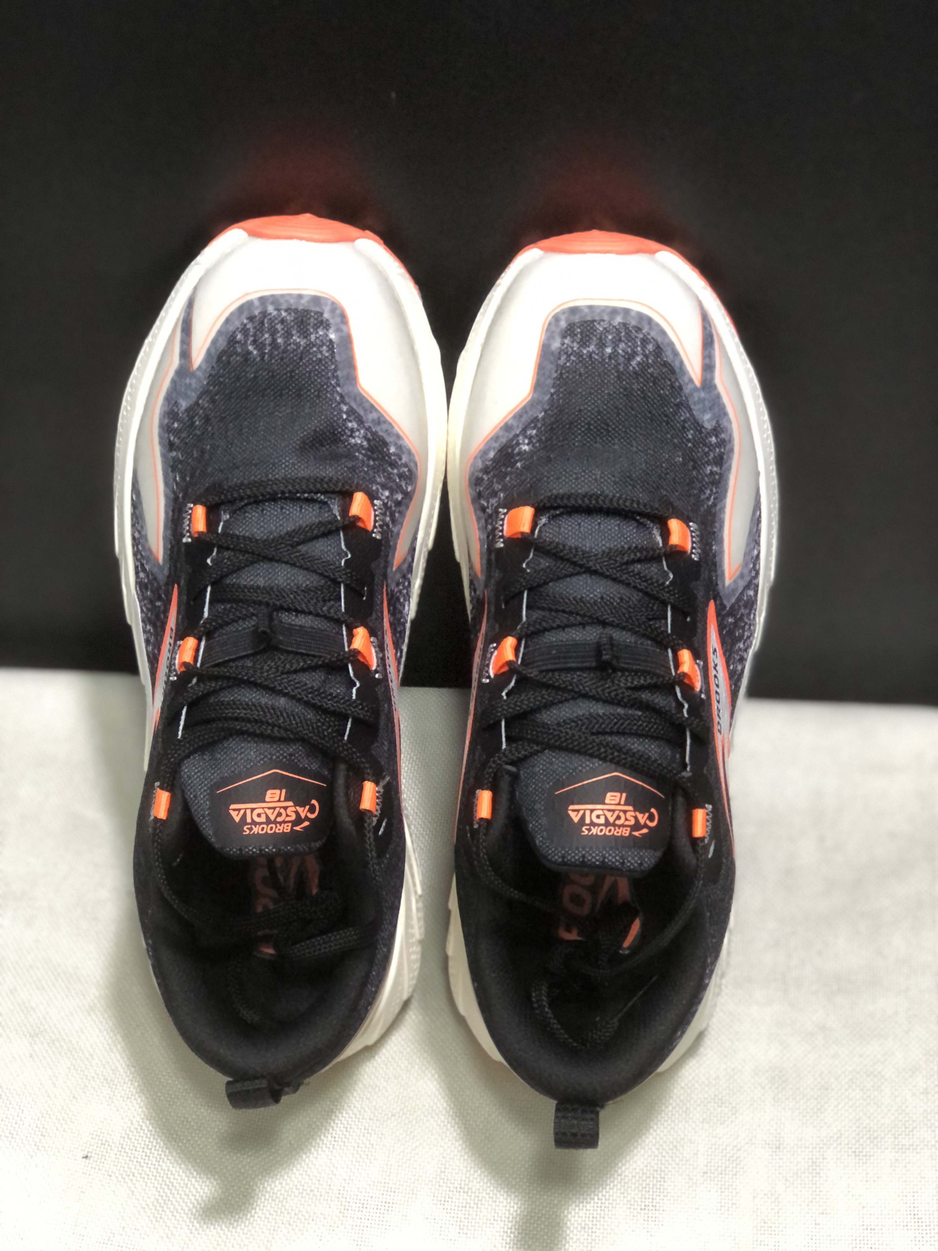 Brooks Cascadia 18 Low-top Running Shoes Black/Blue Wash/Flame