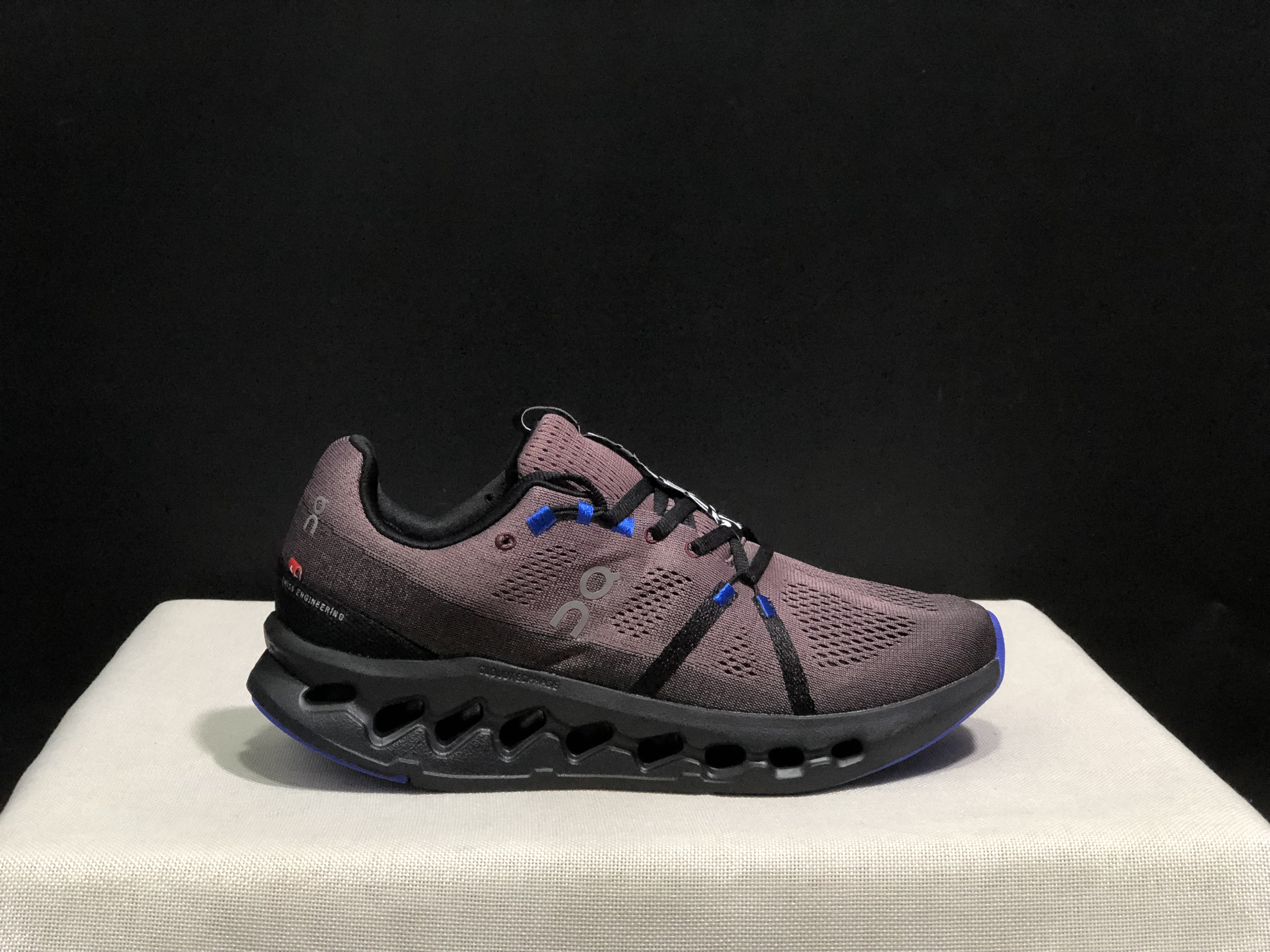 On Running Cloudsurfer Training Anti-Slip Running Shoes Black/Cobalt