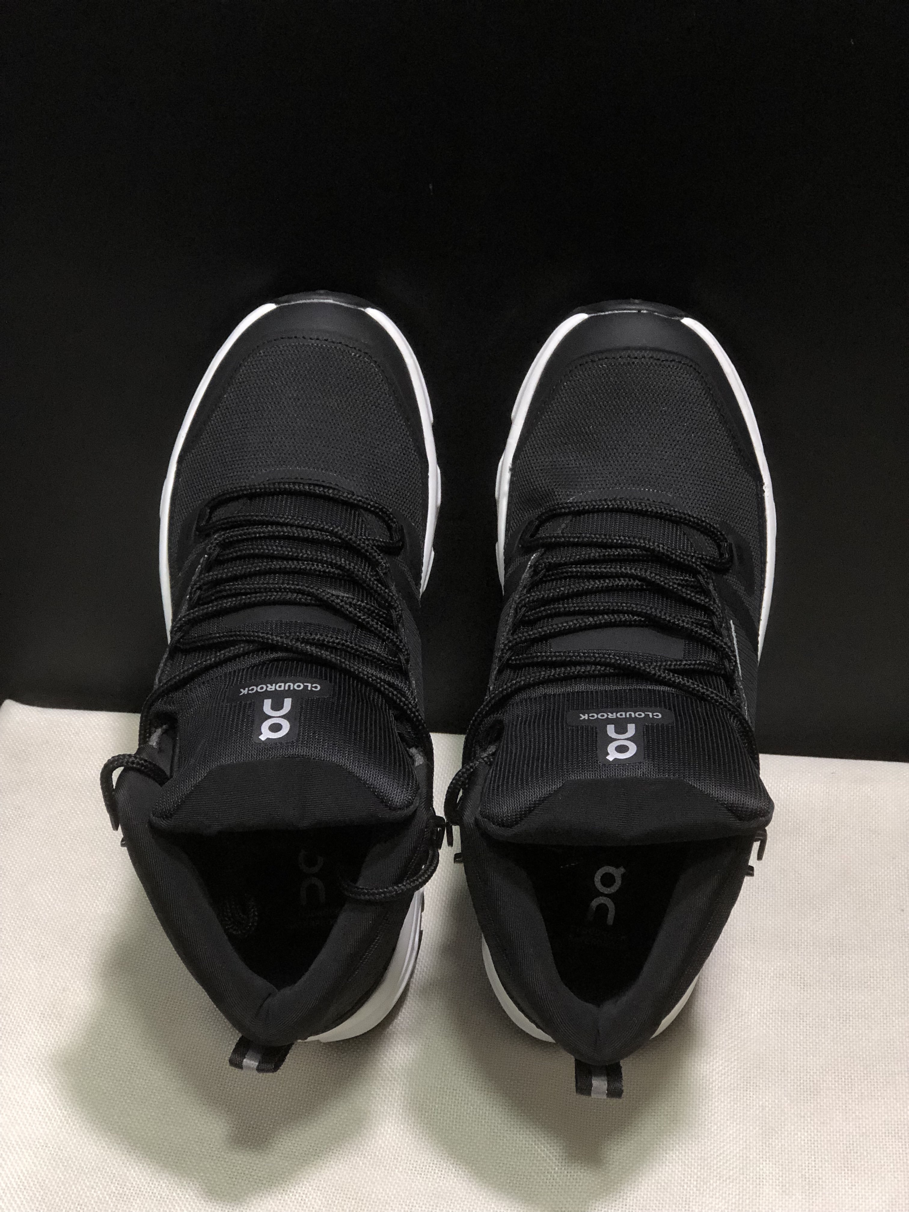 On Running Cloudrock Mid WP High-Top Hiking Shoes Black/White