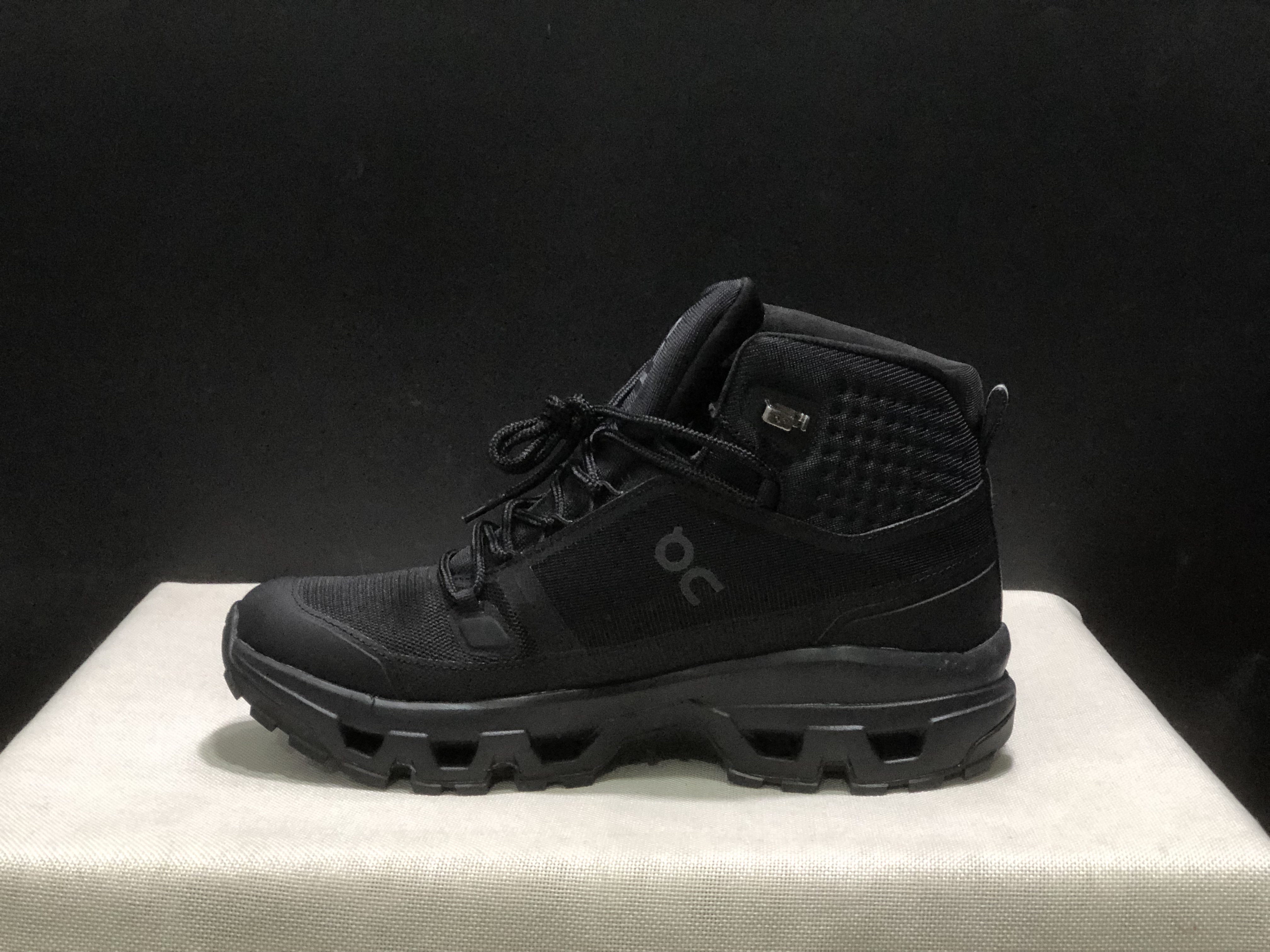 On Running Cloudrock Mid WP High-Top Hiking Shoes All Black