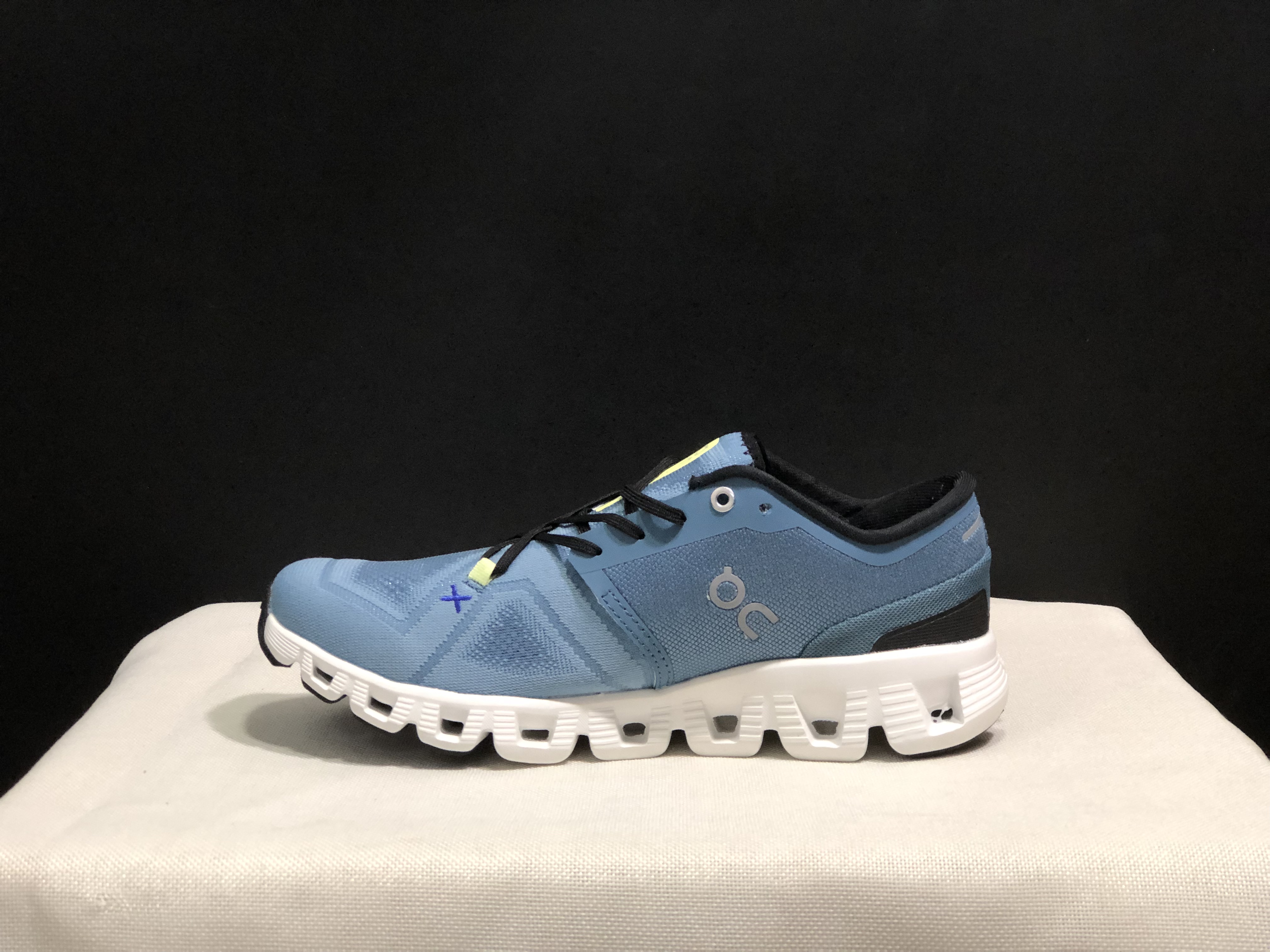 On Running Cloud X3 Shift Multi-Functional Running Shoes Cyan Grey/White
