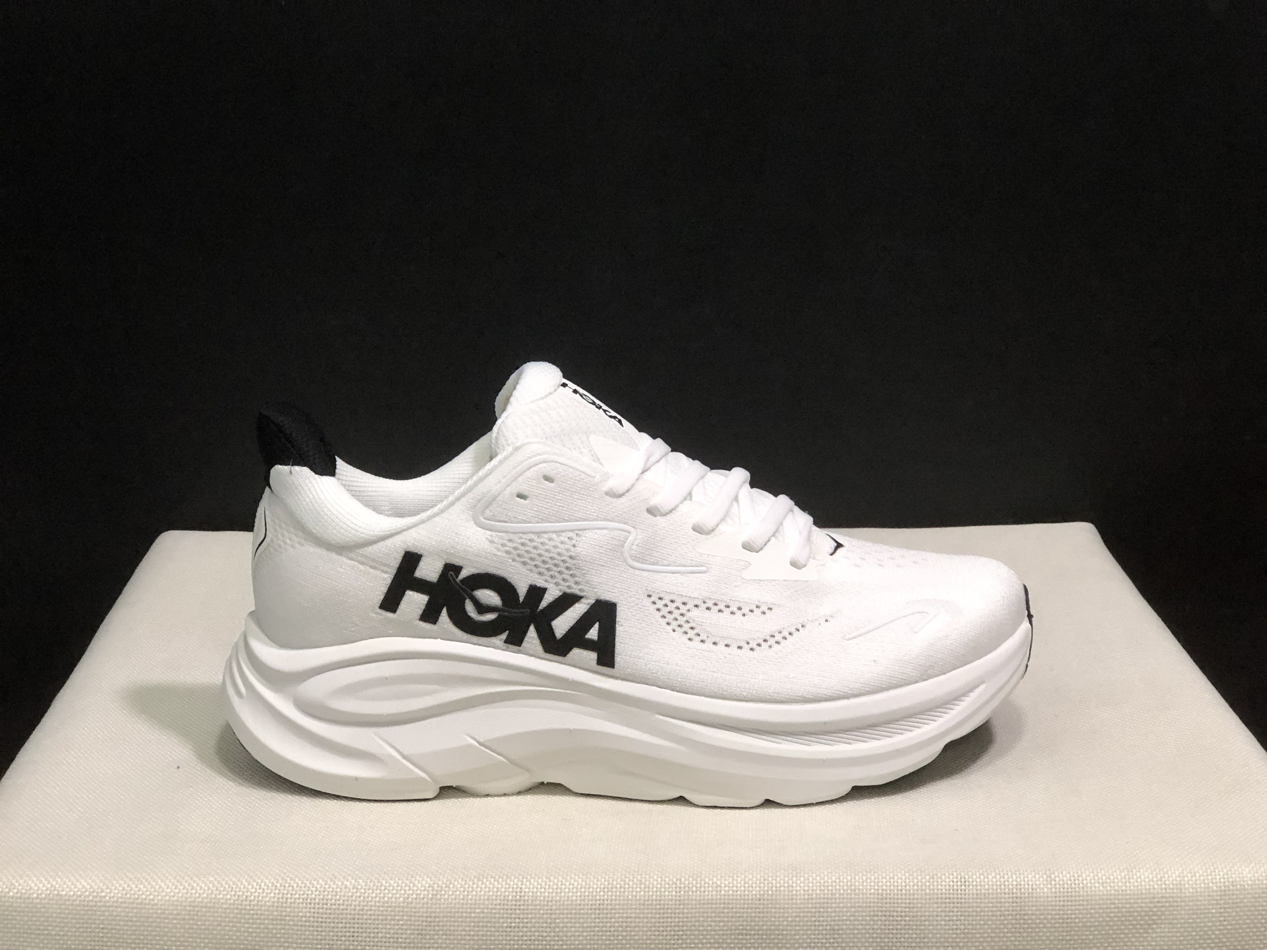 Hoka One One Clifton 10 Fashion Shoes Sneakers White