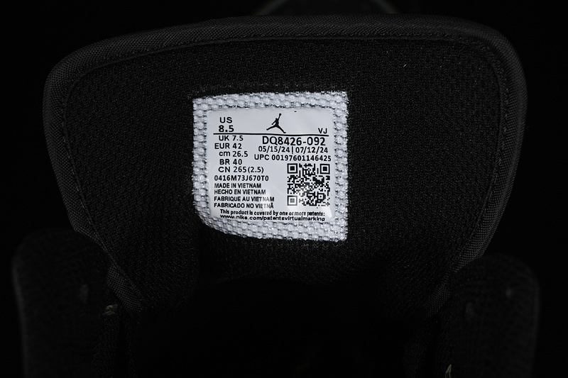 Nike Air Jordan 1 Mid Black Green Sneakers