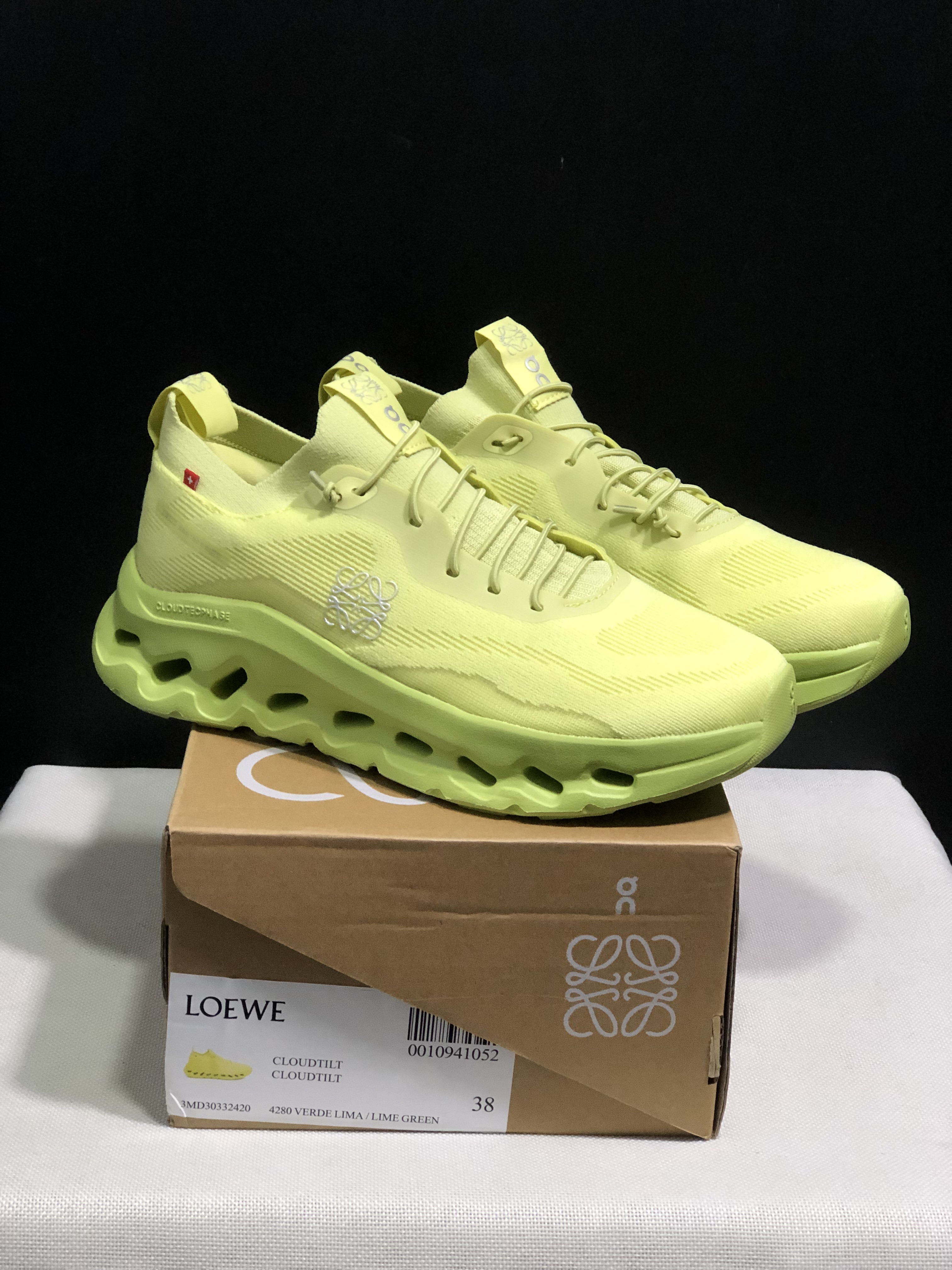 LOEWE x On Running Cloudtilt Running Shoes Co-Signed Edition Bright Yellow