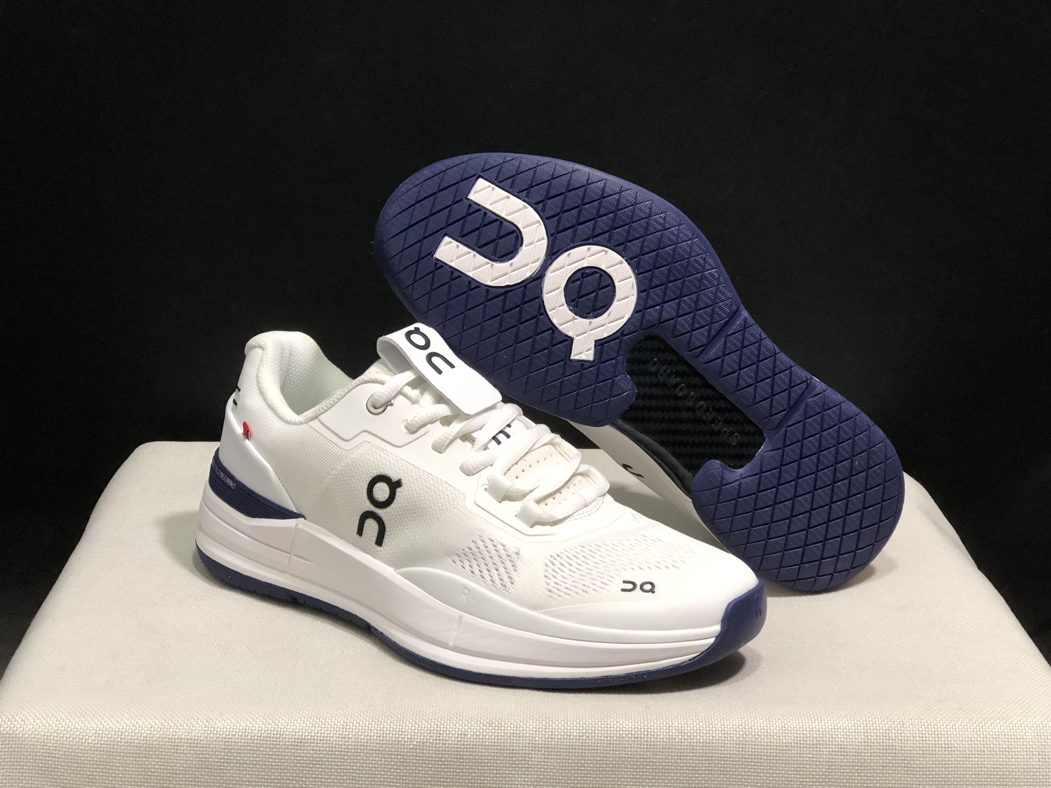 On Running The Roger Rro Durable And Breathable Tennis Shoes White/Dark Purple