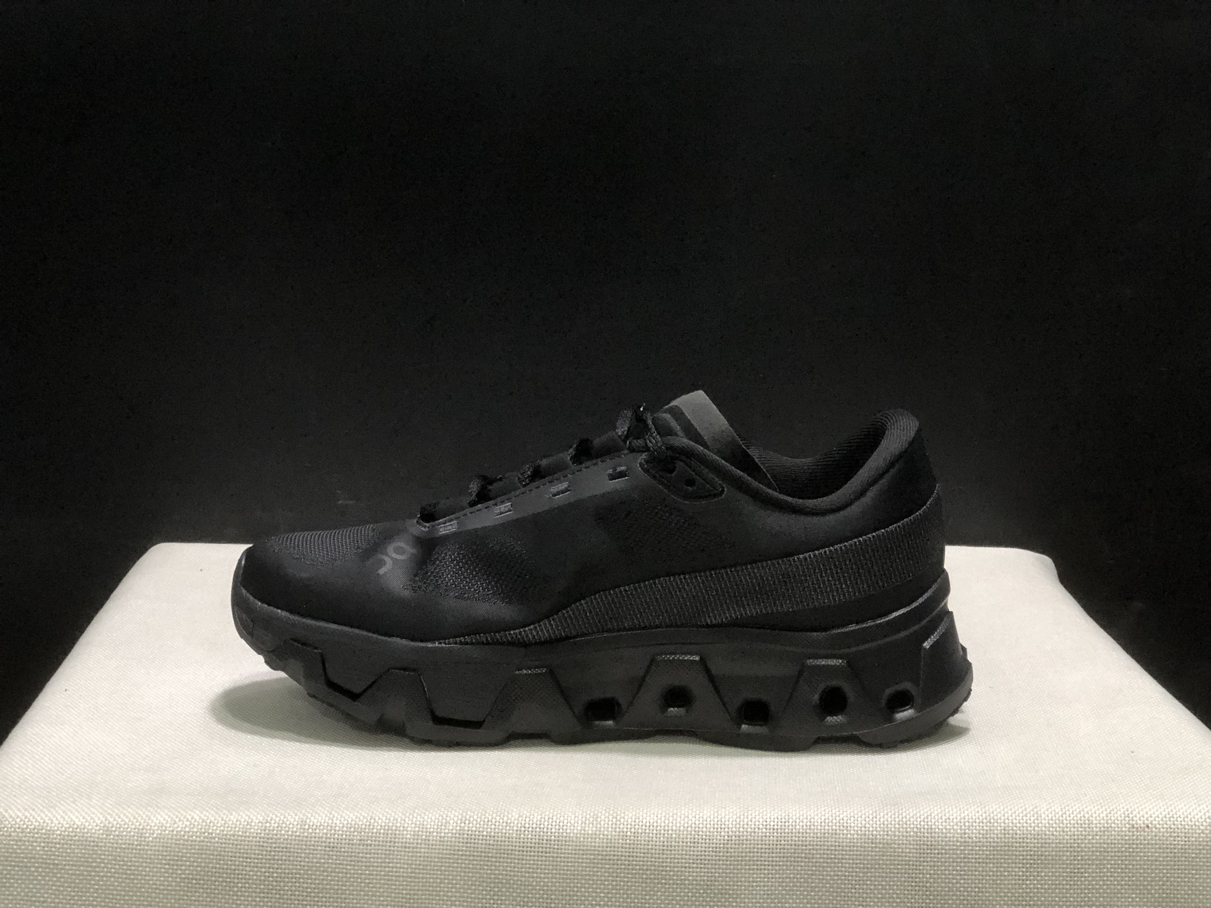 On Running Cloudmonster Hyper Running Shoes All Black
