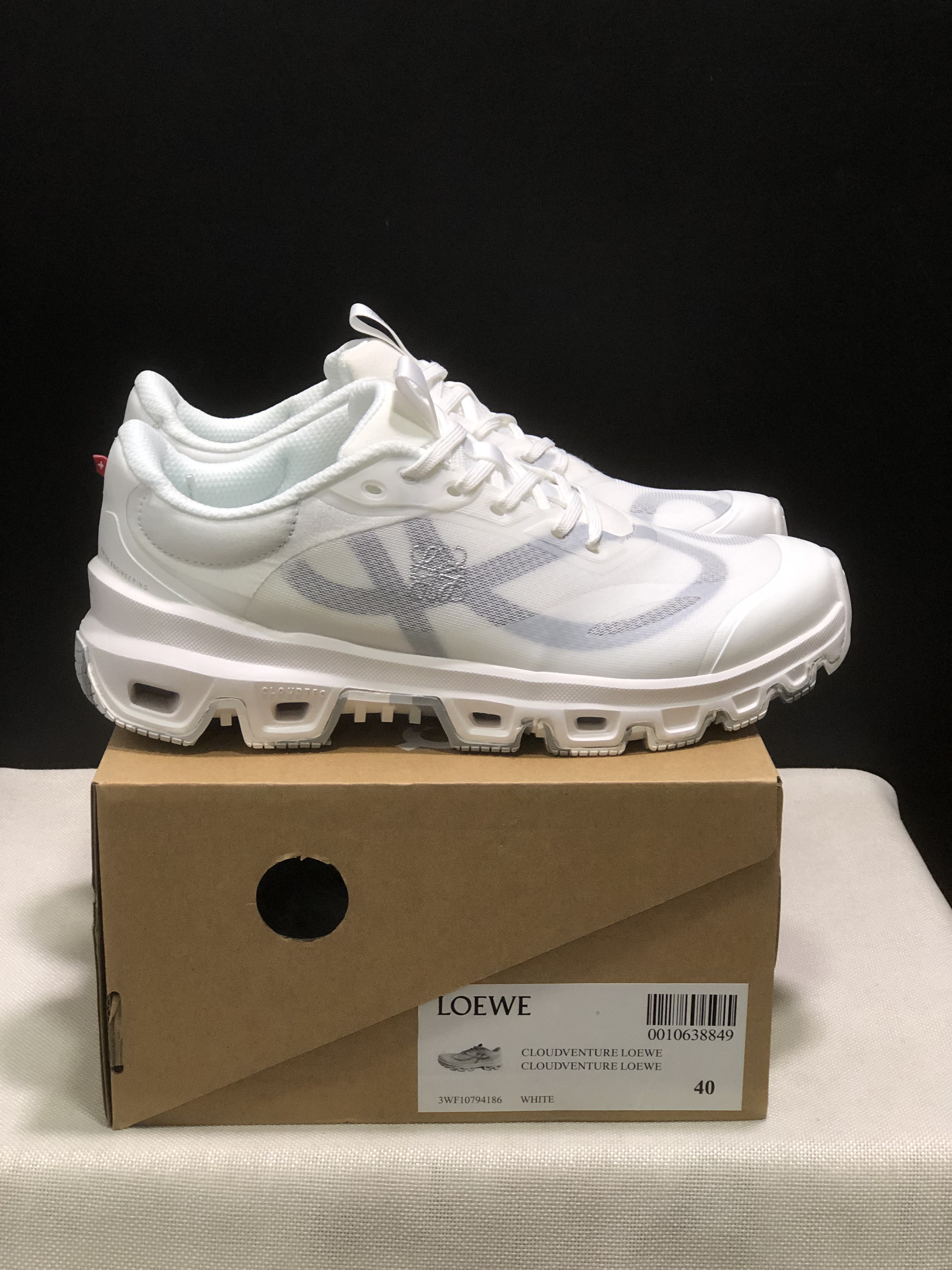 LOEWE x On Running Cloudventure 2.0 White Running Shoes Co-Signed Edition