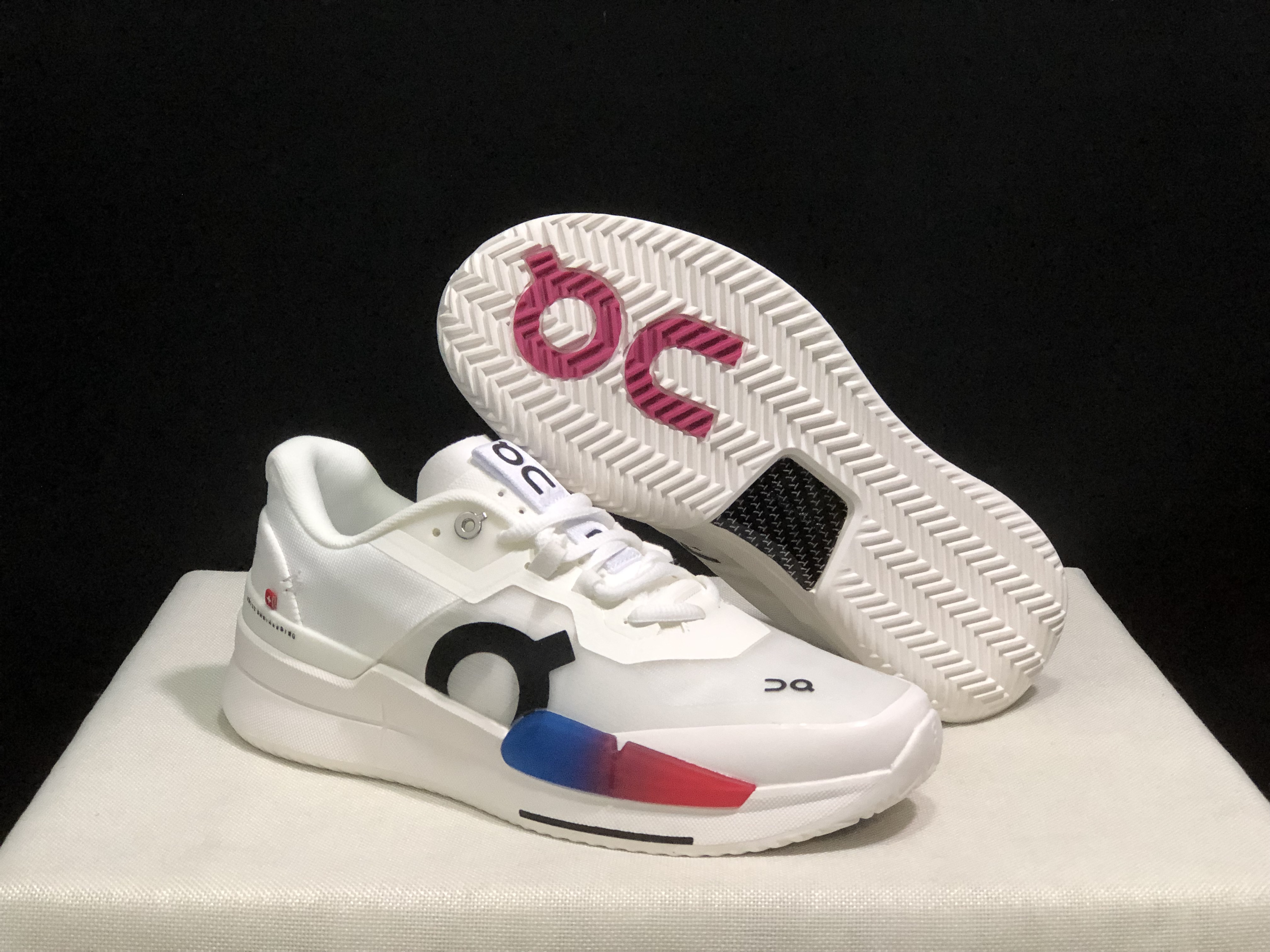 On Running The Roger Pro 2 Breathable Mesh Training Running Shoes Blue/Red/White