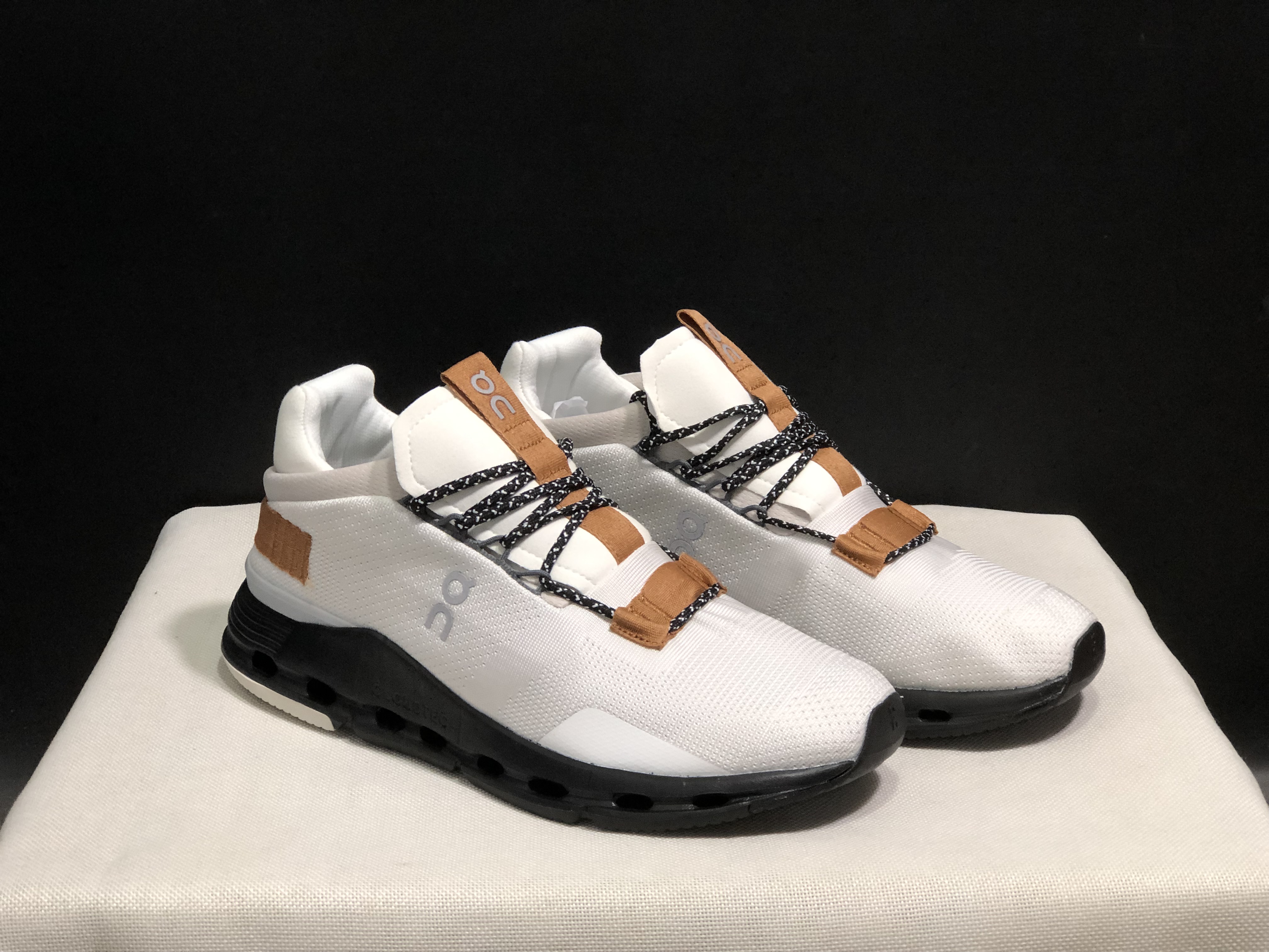 On Running Cloudnova Lightweight Sports Casual Shoes Beige/Balck