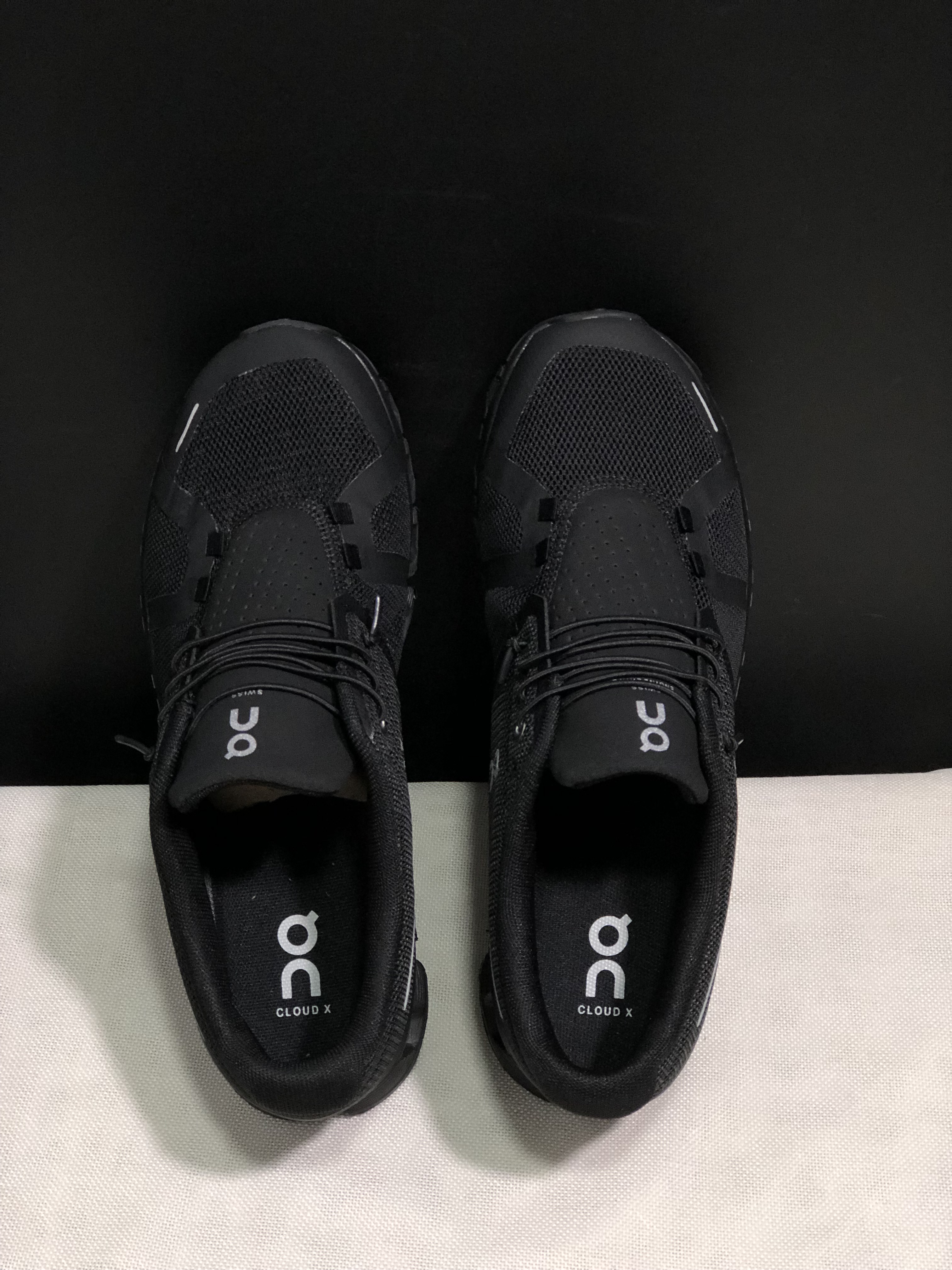 On Running Cloud 5 Lightweight Running Shoes Black/Asphalt