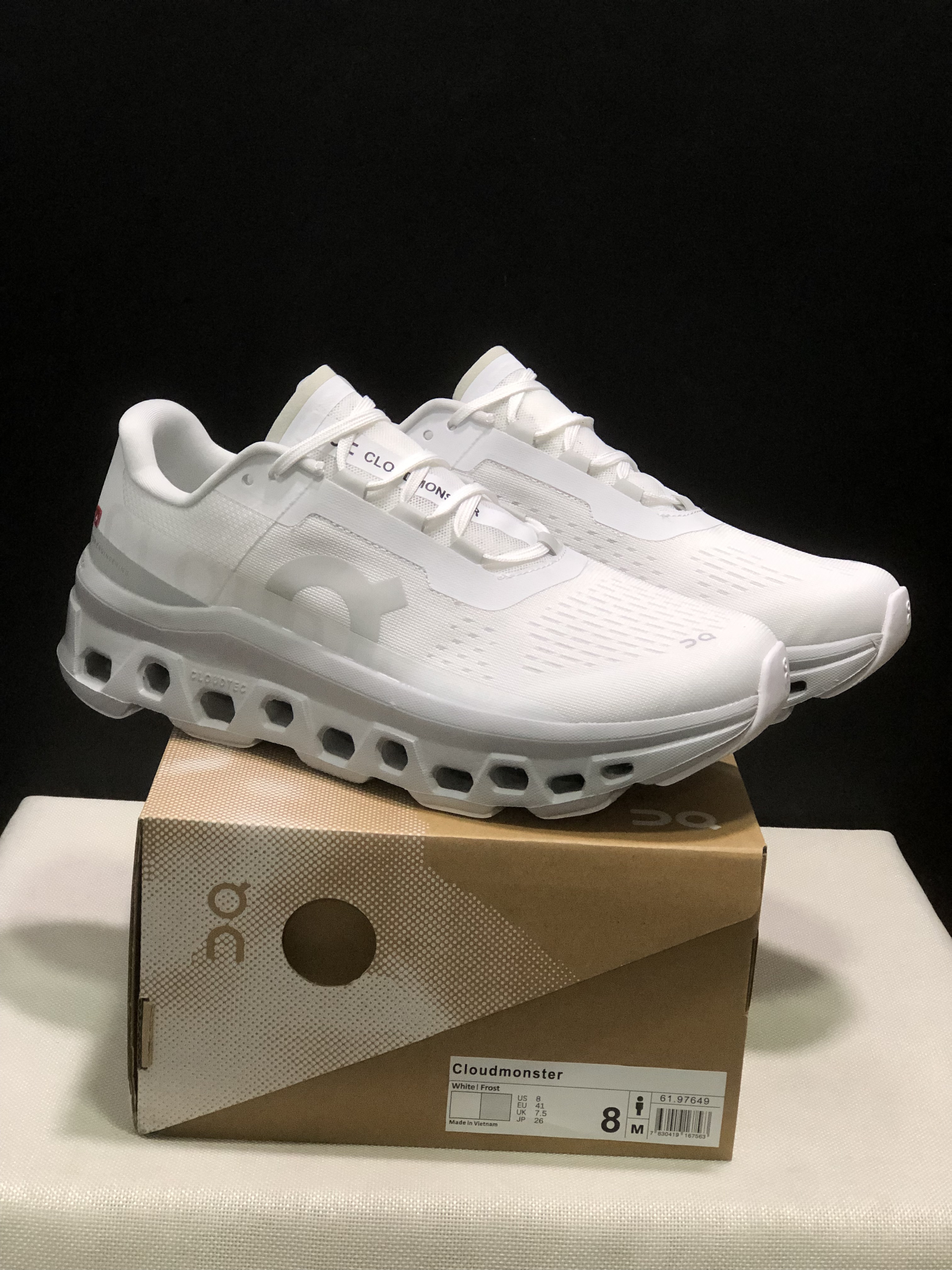 On Running Cloudmonster Anti-Slip Running Shoes White/Frost