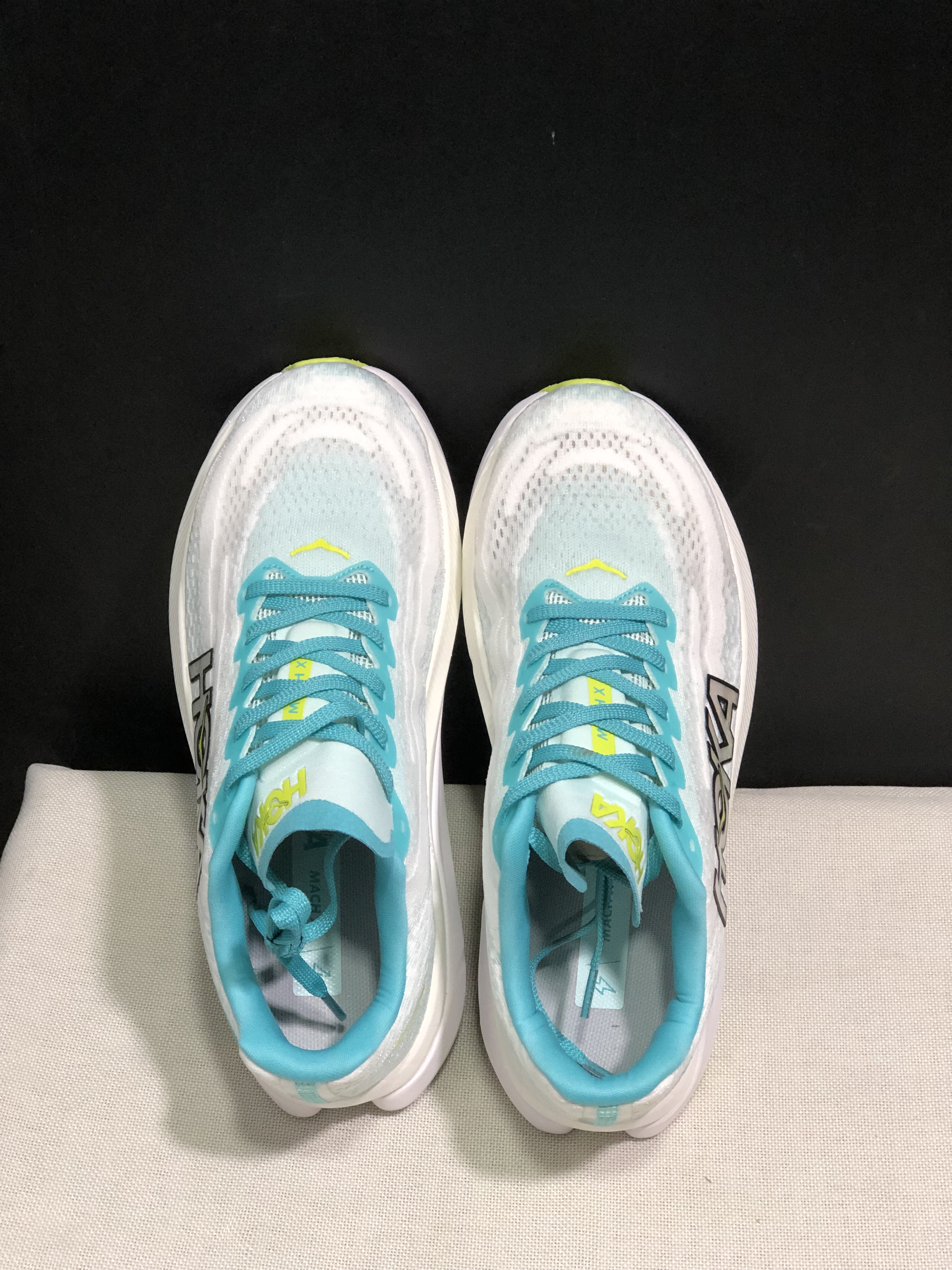 Hoka One One Mach X Low-top Running Shoes Sneakers White