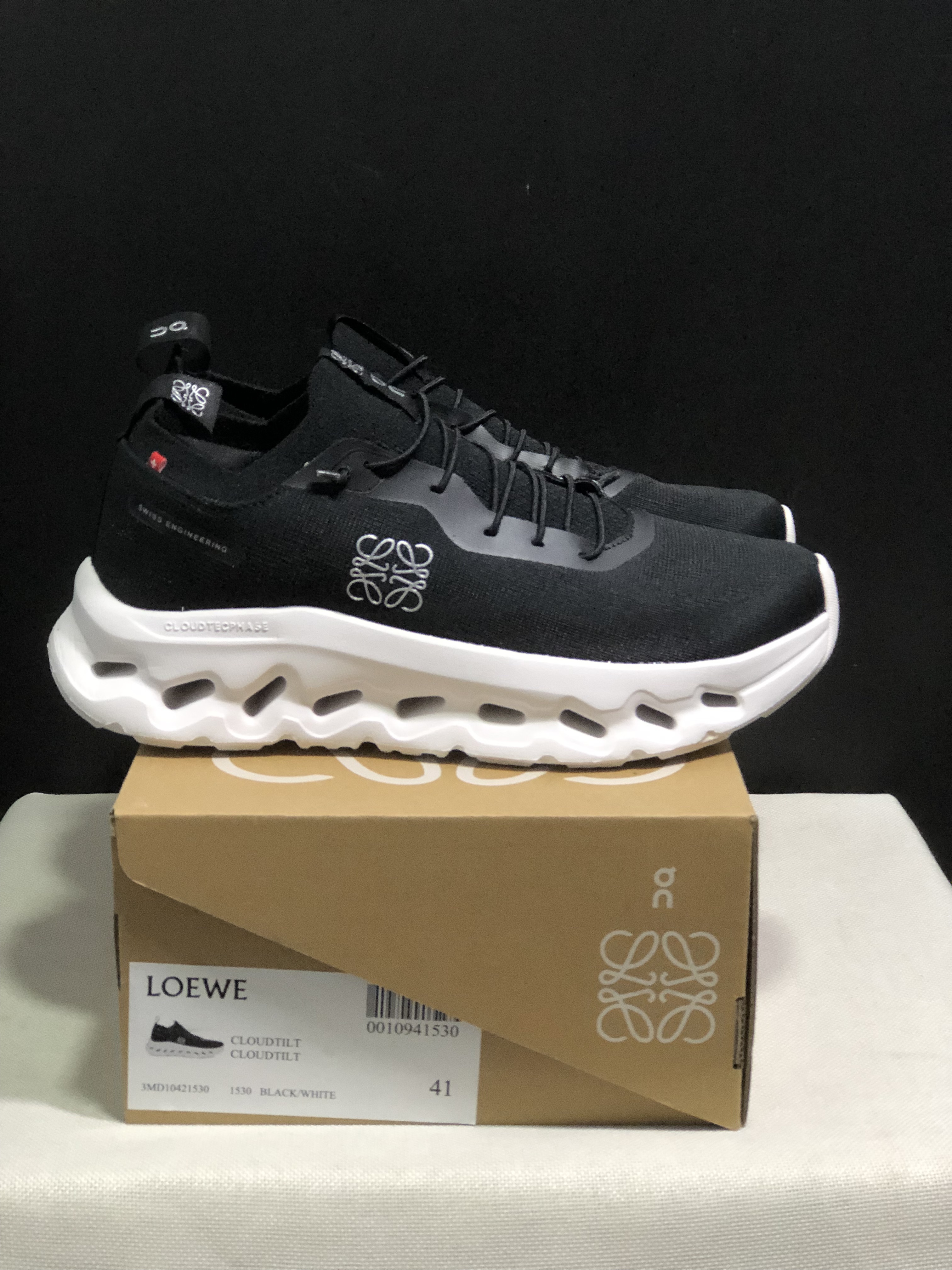 LOEWE x On Running Cloudtilt Running Shoes Co-Signed Edition Black/White