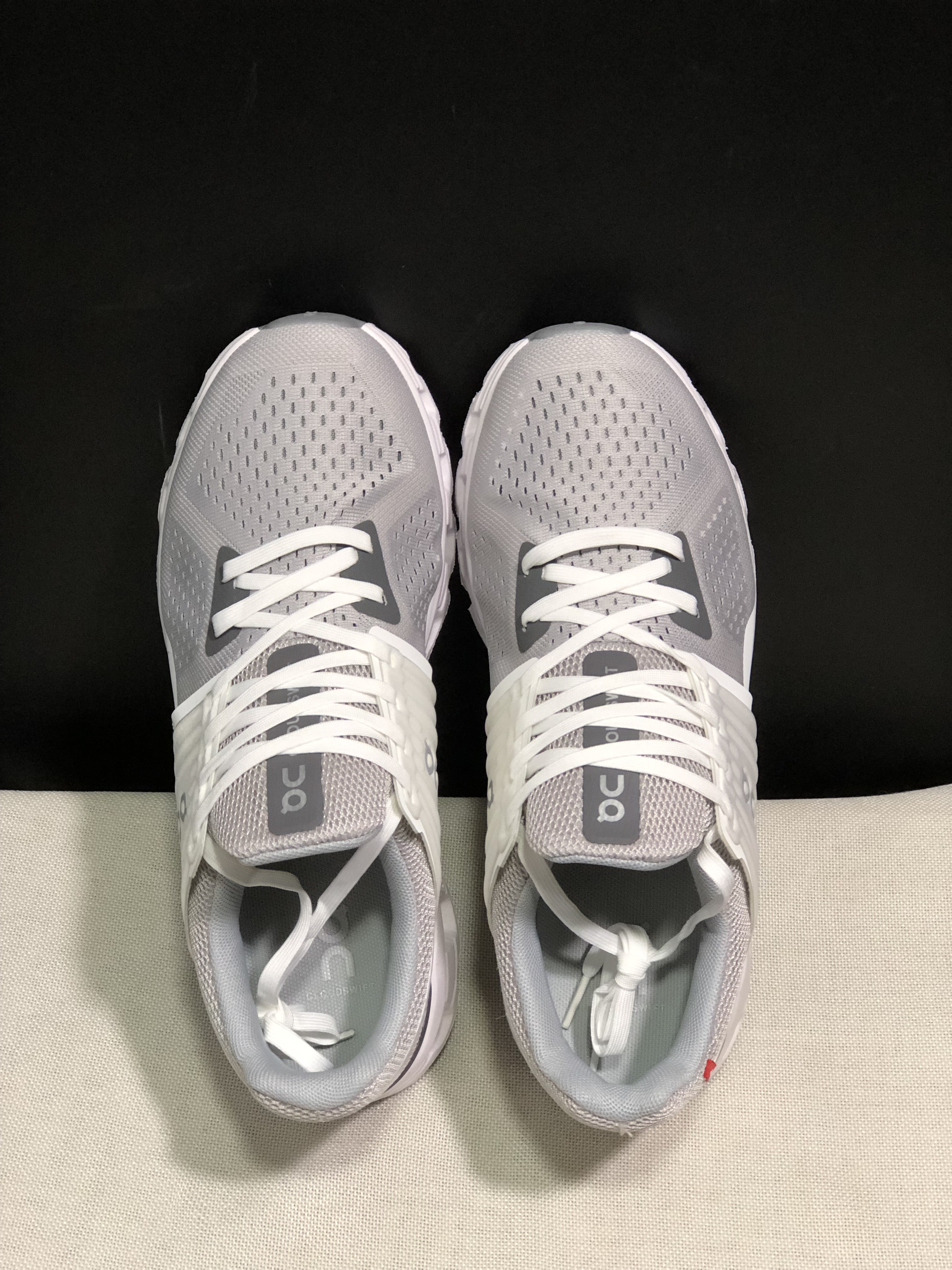 On Running Cloudswift Cushioning Running Shoes Light Grey/White