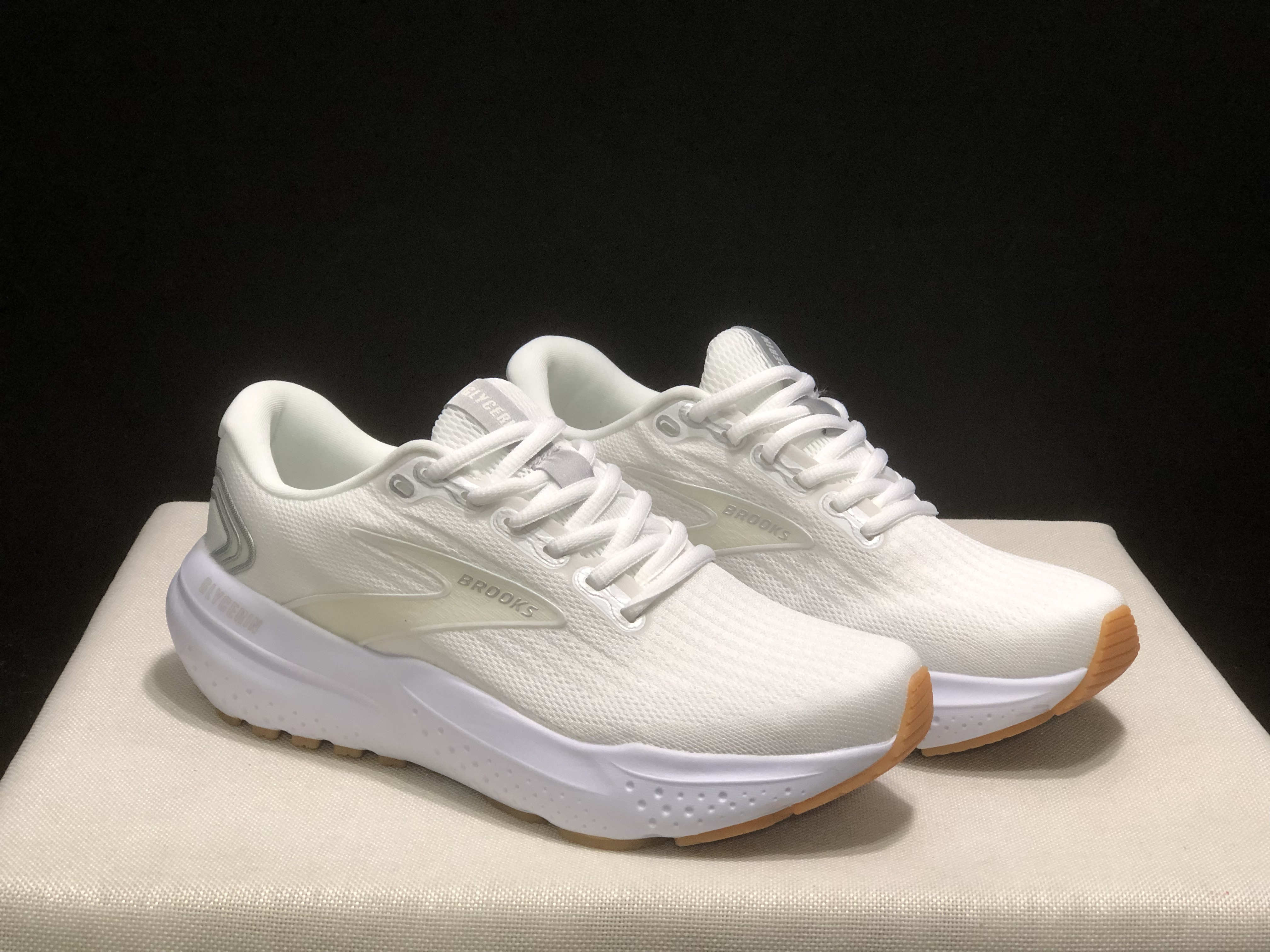 Brooks Glycerin 21 Men's Low-top Casual Running Shoes White