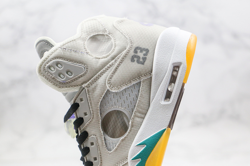 Nike Air Jordan 5 Retro Off-White Ash Wood Green Sneakers