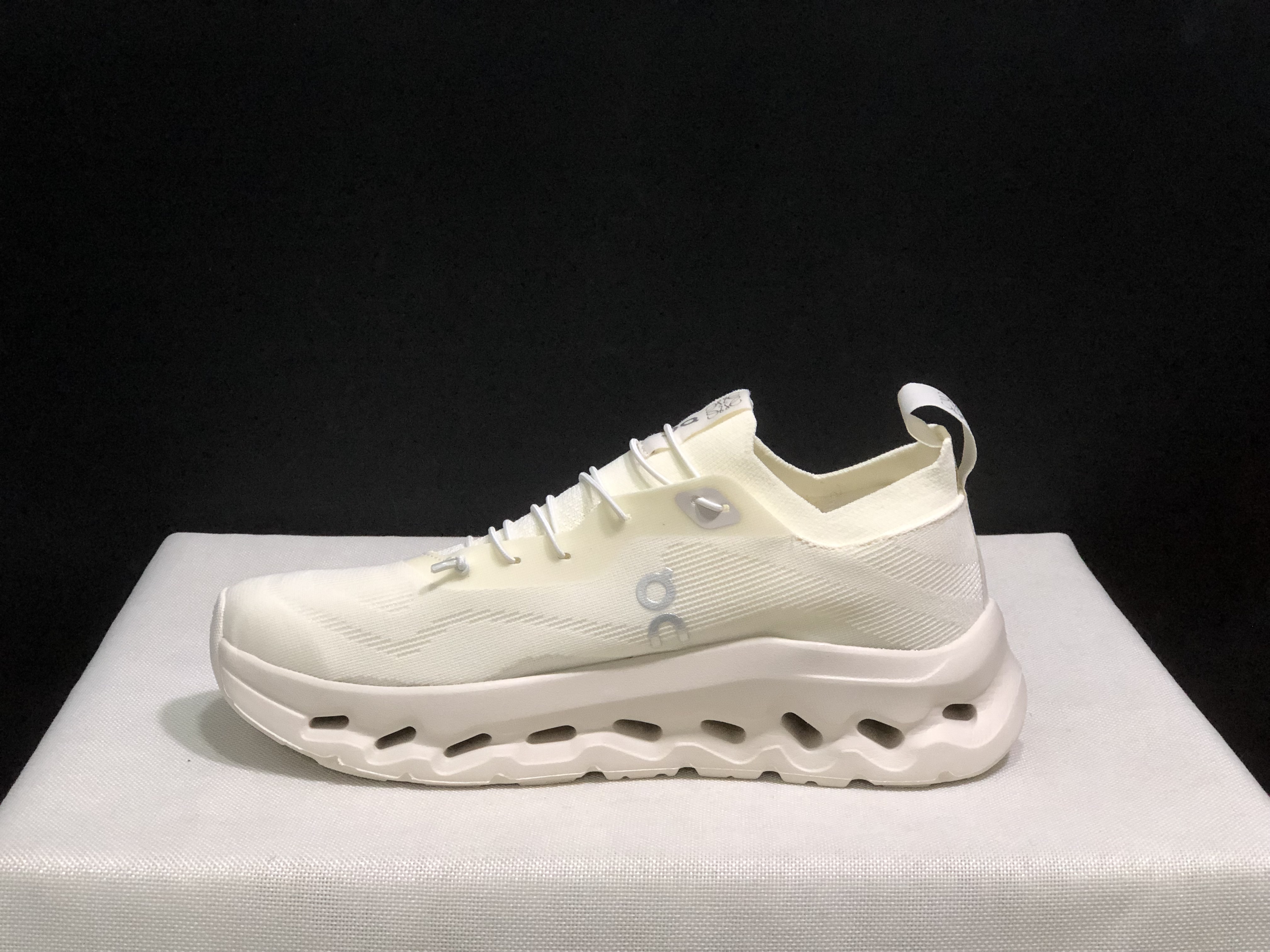 LOEWE x On Running Cloudtilt Running Shoes Co-Signed Edition Beige