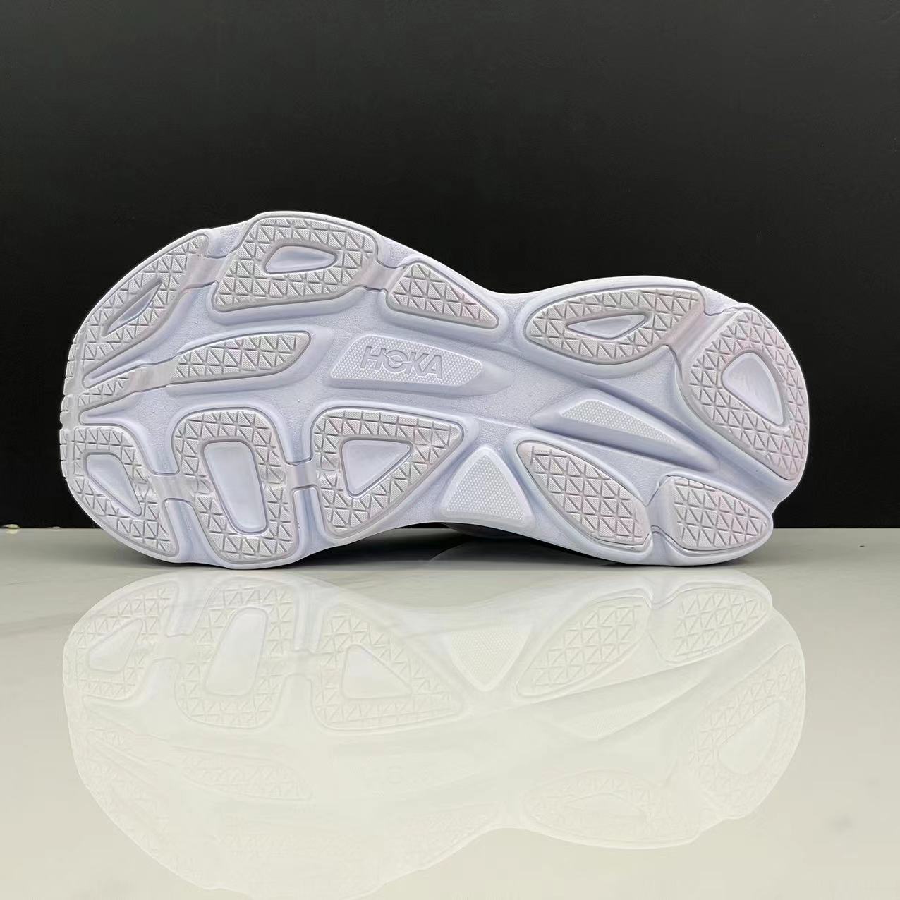 Hoka One One Bondi 8 Breathable Low-top Running Shoes Sneakers White