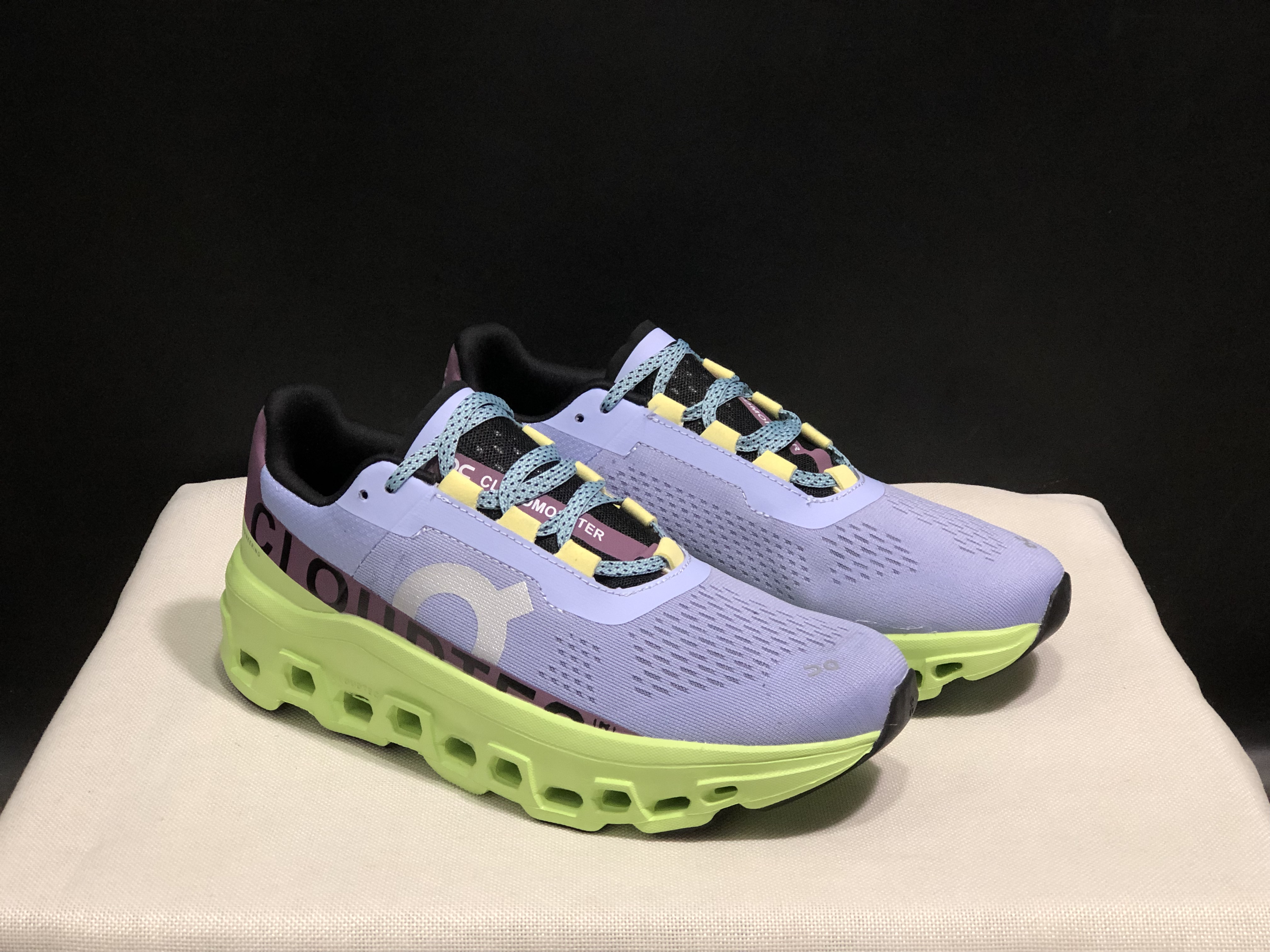 On Running Cloudmonster Anti-Slip Running Shoes Light Purple/Green