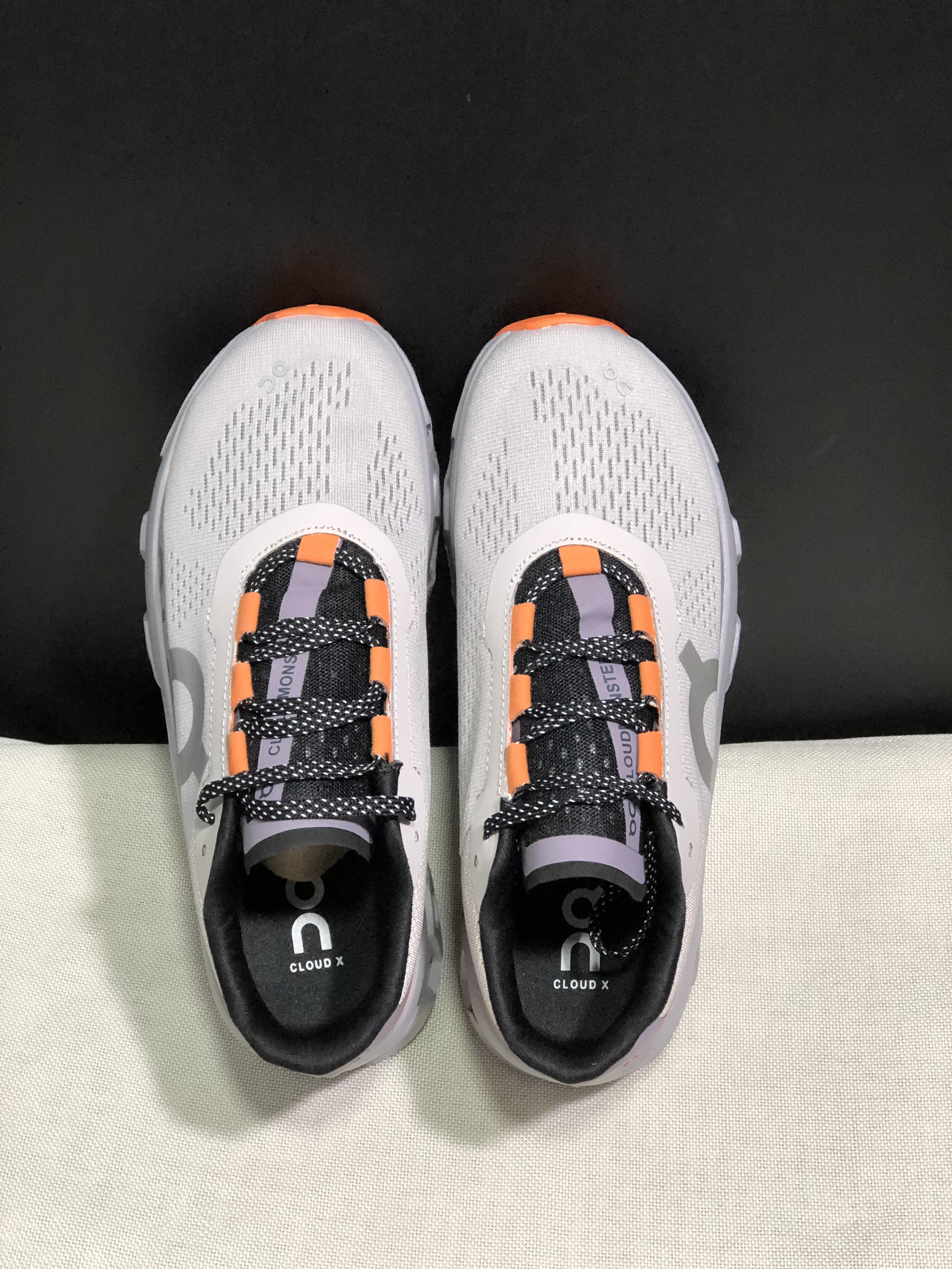 On Running Cloudmonster Anti-Slip Running Shoes Grey