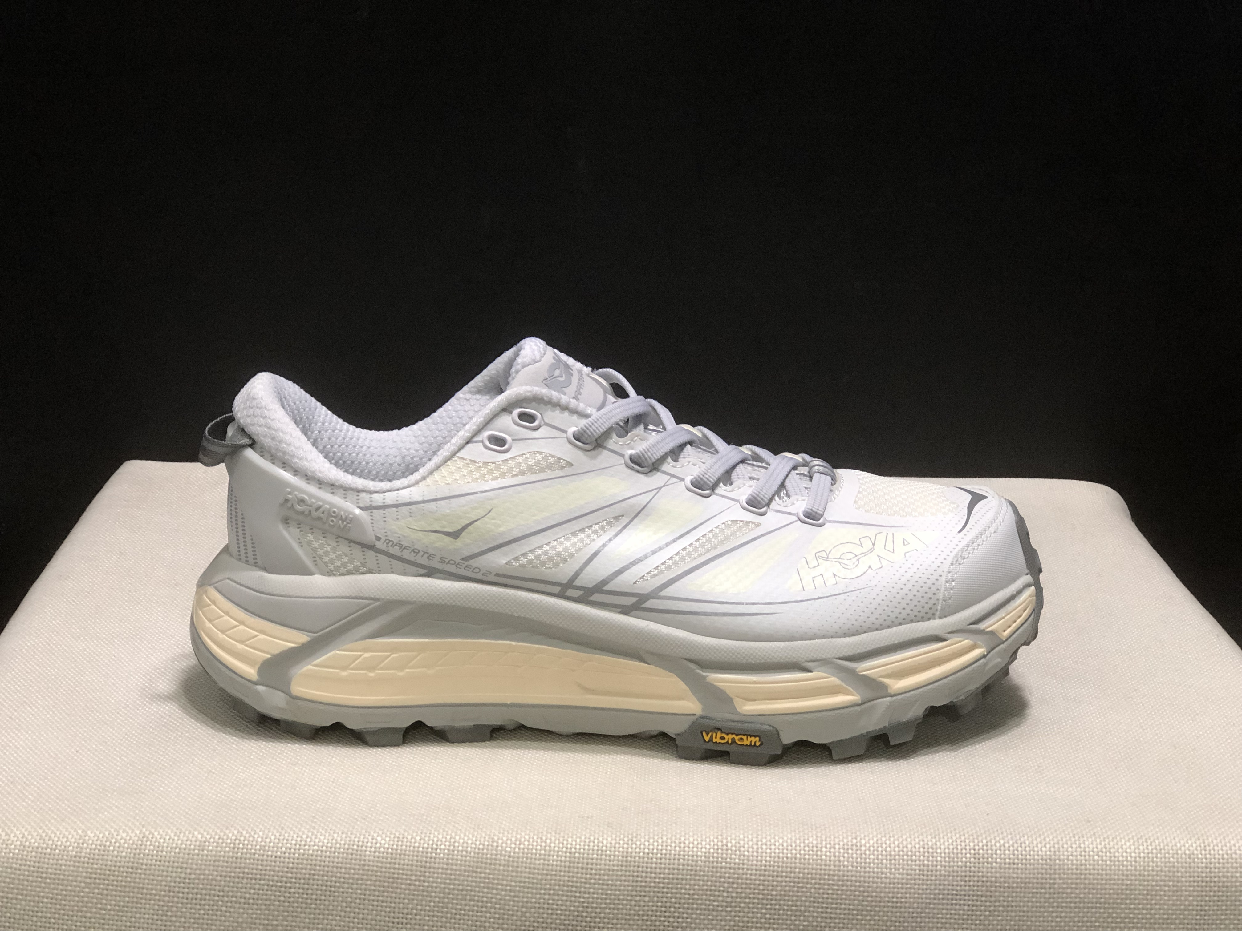 Hoka One One Mafate Speed 2 Mountain Anti-slip Running Shoes White Sneakers