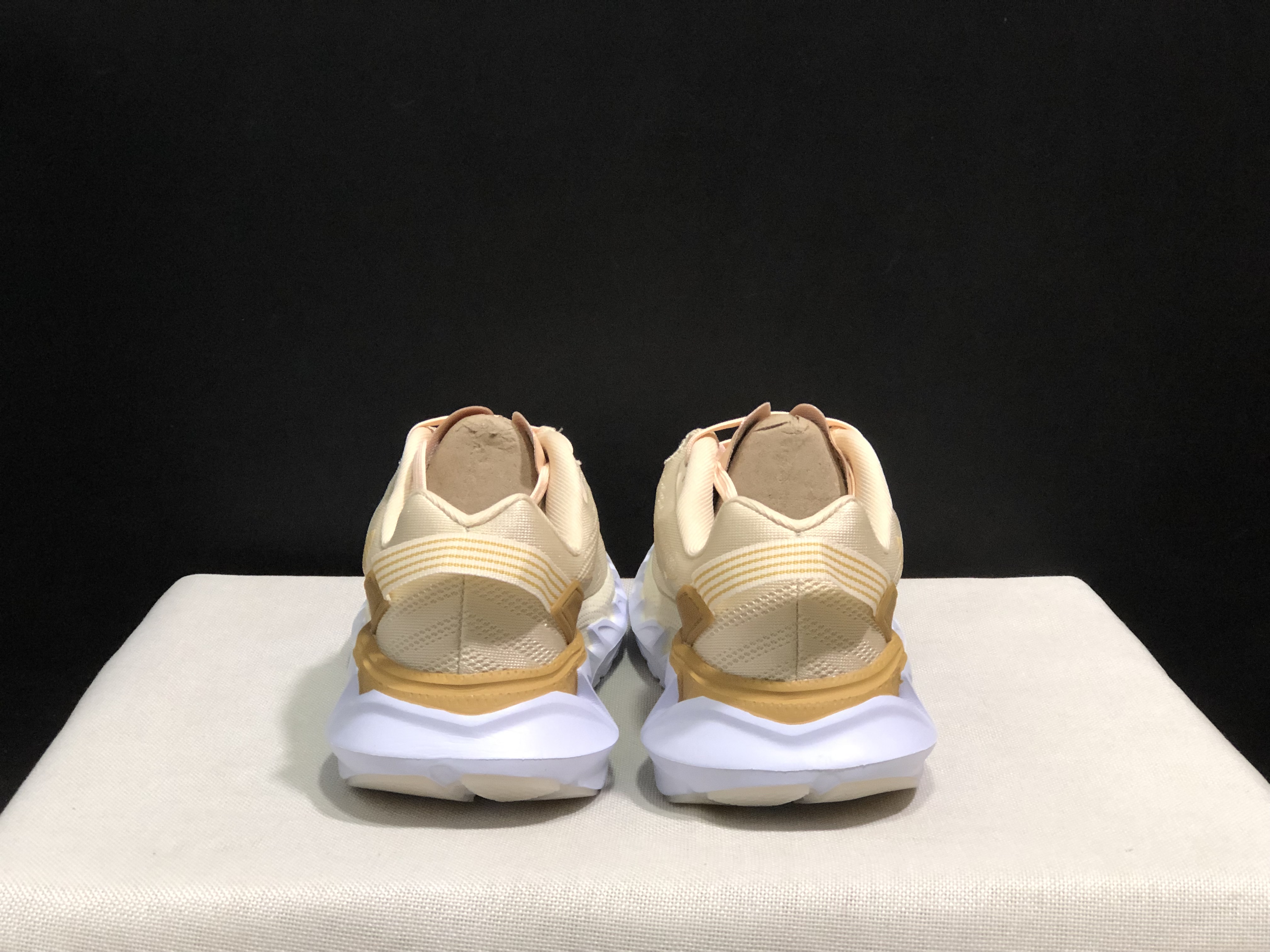 Hoka One One Elevon 2 Anti-slip Wear-resistant Running Shoes Sneakers Cream