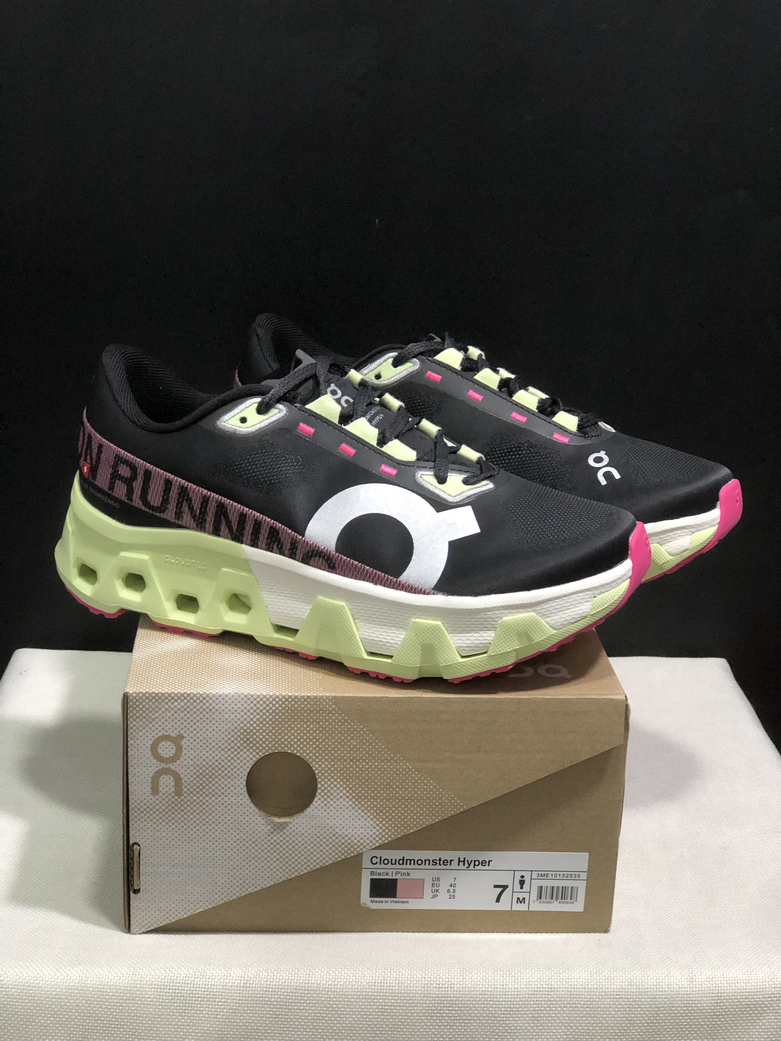 On Running Cloudmonster Hyper Running Shoes Black/Green