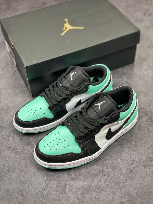 Nike Air Jordan 1 Low Verdancy Sneakers