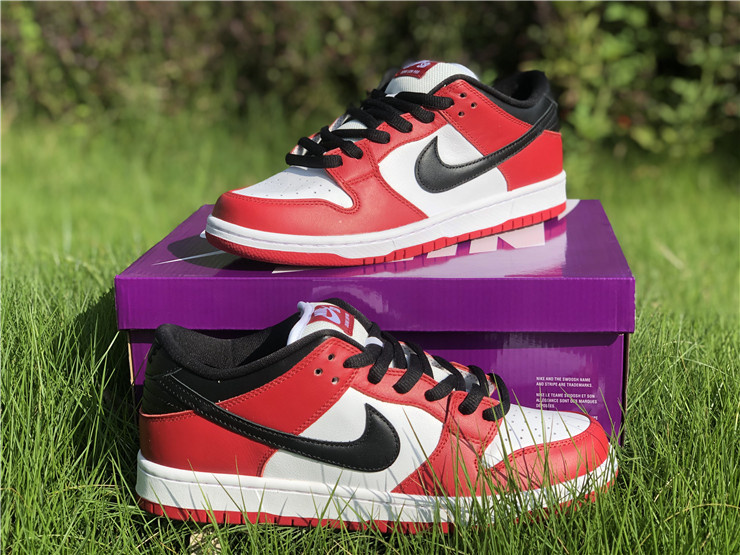 Nike Dunk SB Low J-Pack Chicago Red Sneakers