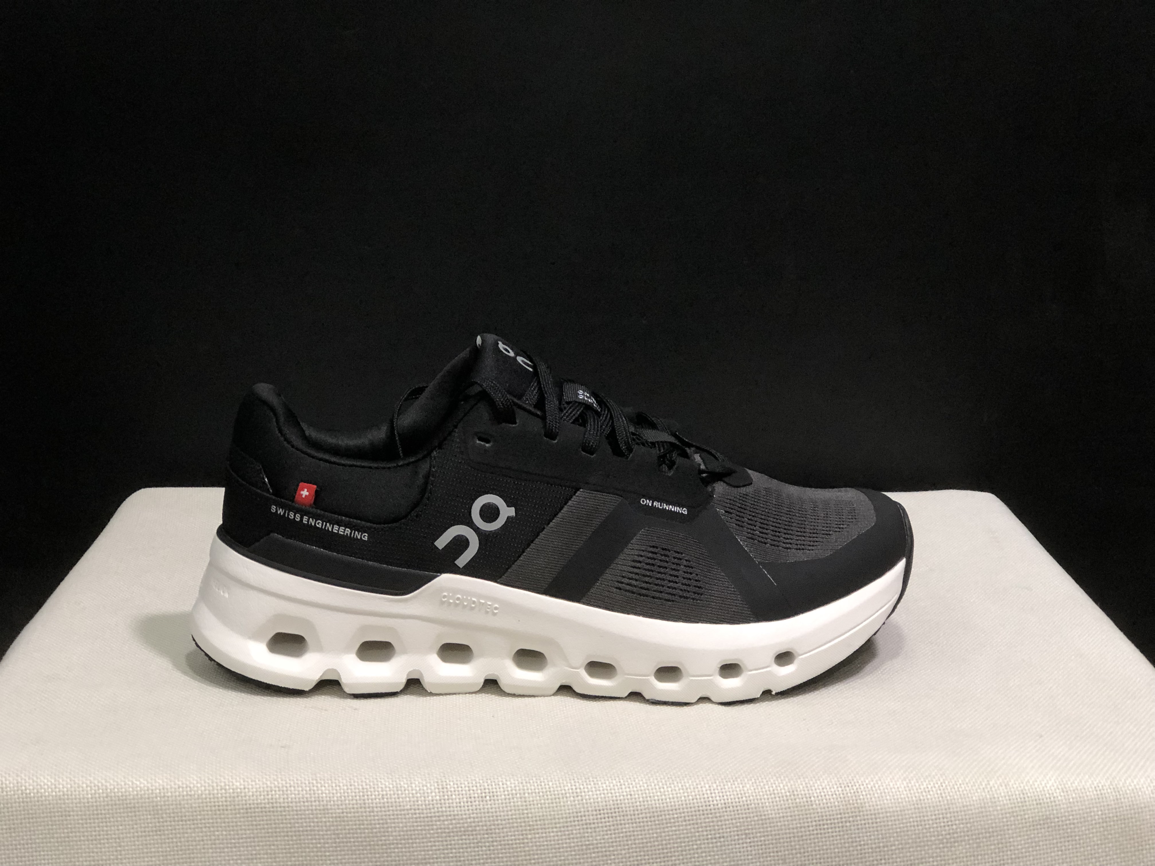 On Running Cloudrunner 2 Mesh Breathable Running Shoes Black/Drak Grey