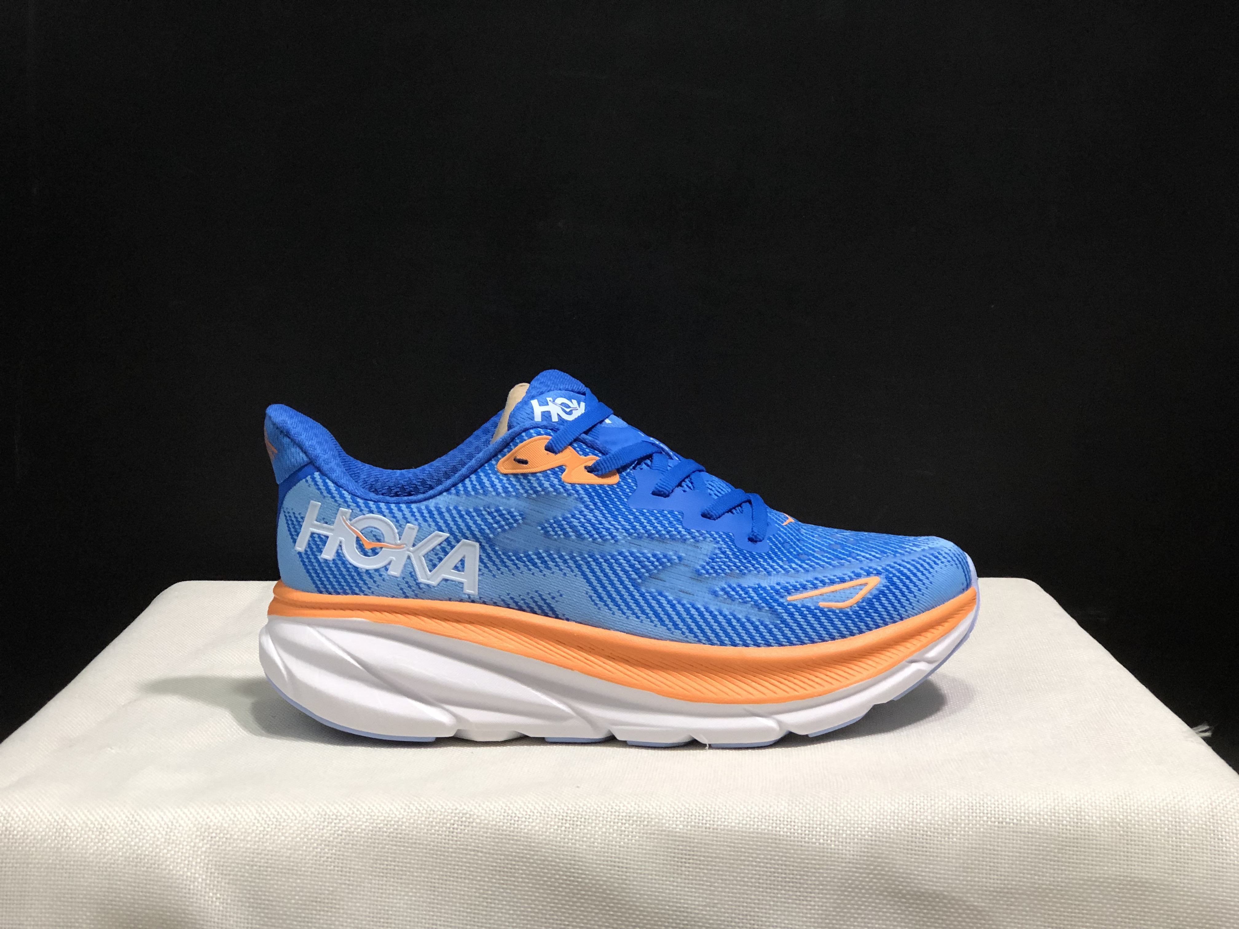 Hoka One One Clifton 9 Running Shoes Athletic Shoes Sneakers Blue