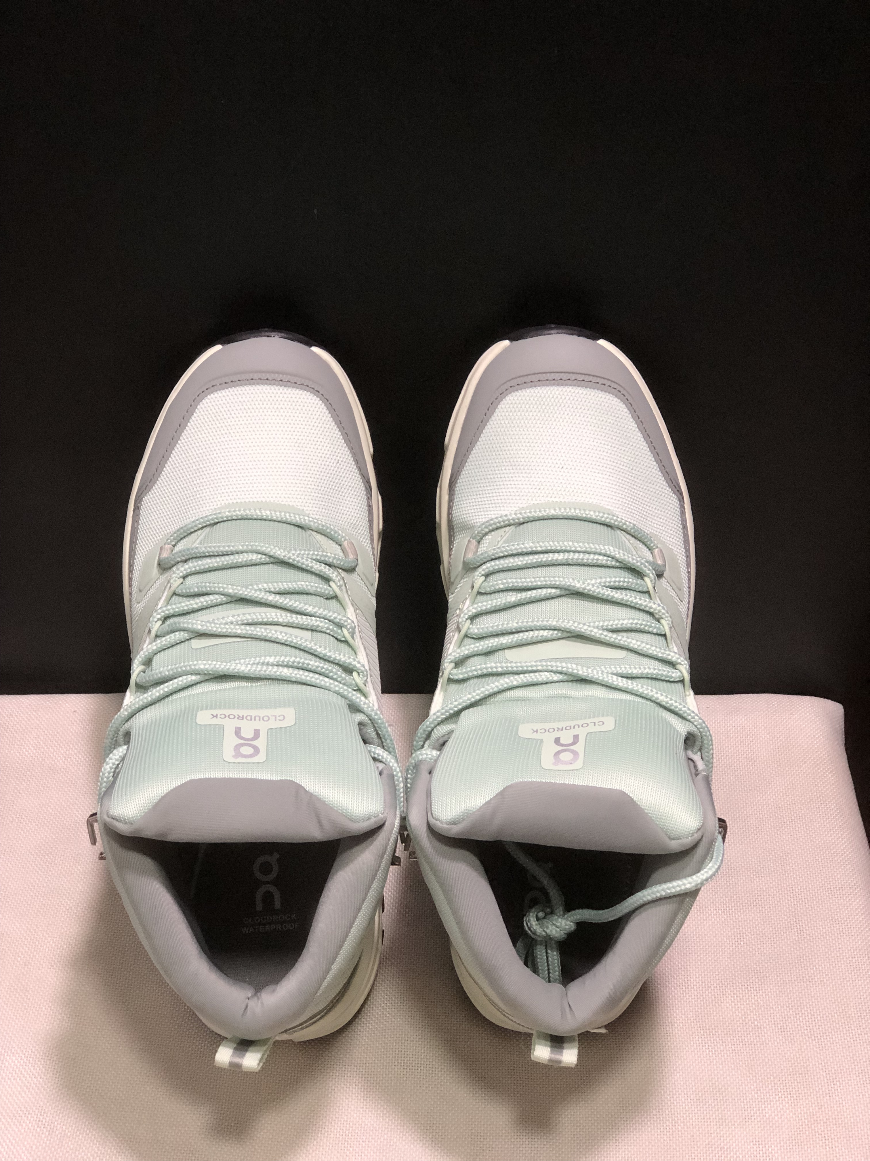 On Running Cloudrock Mid WP High-Top Hiking Shoes Mineral/Aloe