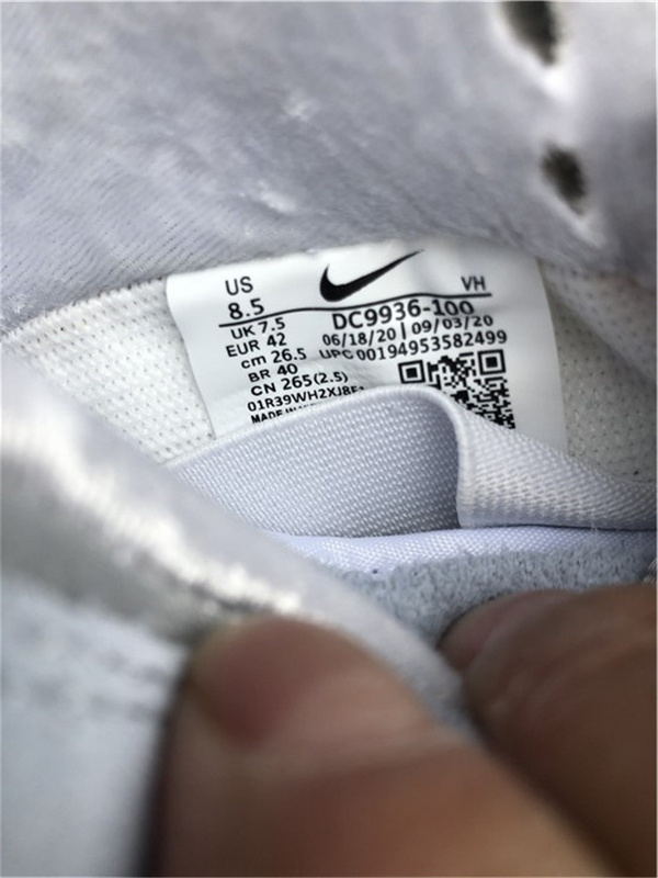 Nike SB Dunk Low Sean Cliver Holiday Special Ice Blue/Metallic Silver Sneakers