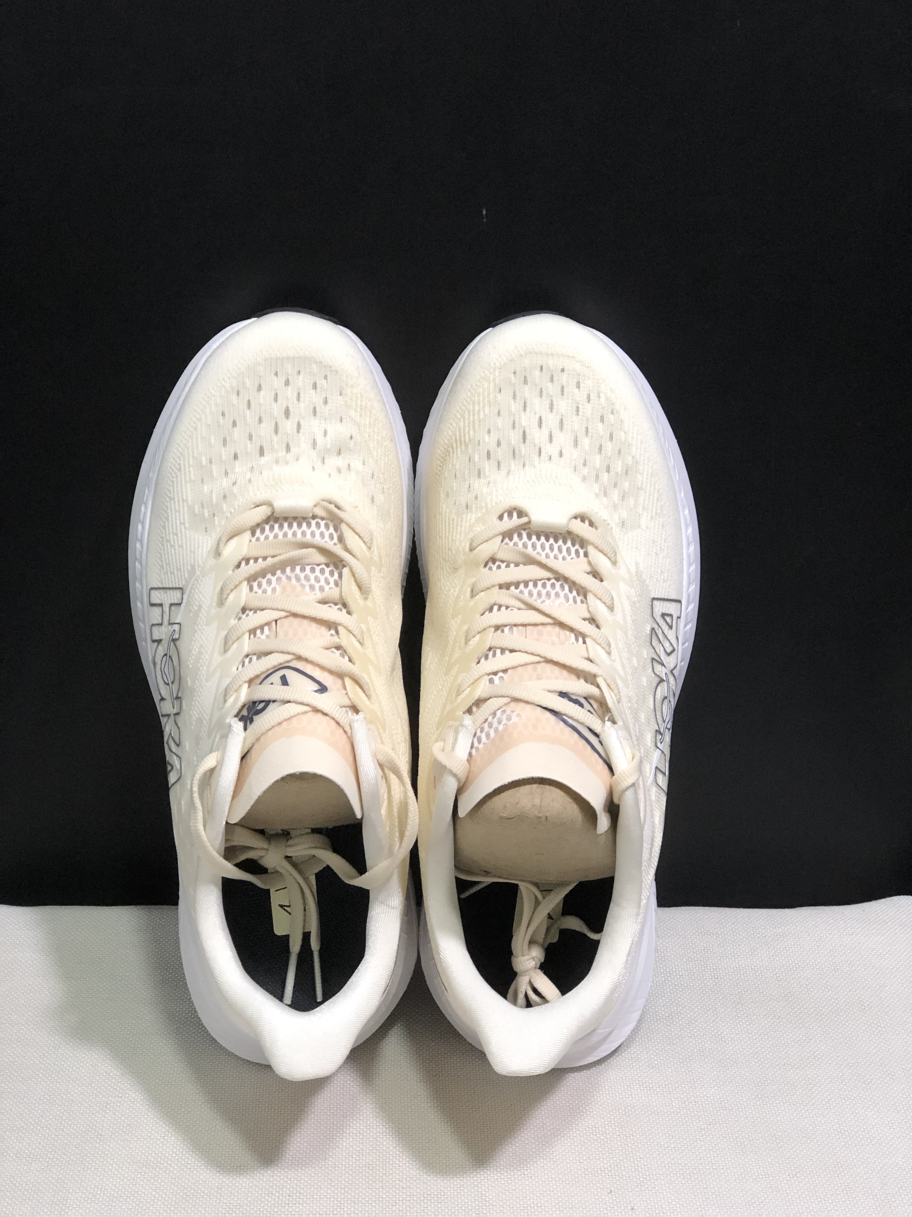 Hoka One One Mach 6 Wear-resistant Breathable Low-top Running Shoes Sneakers Cream