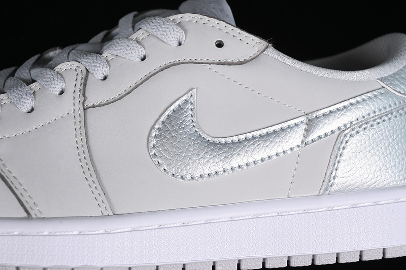 Nike Air Jordan 1 Retro Low NeutralE Grey Metallic Silver White Sole Sneakers