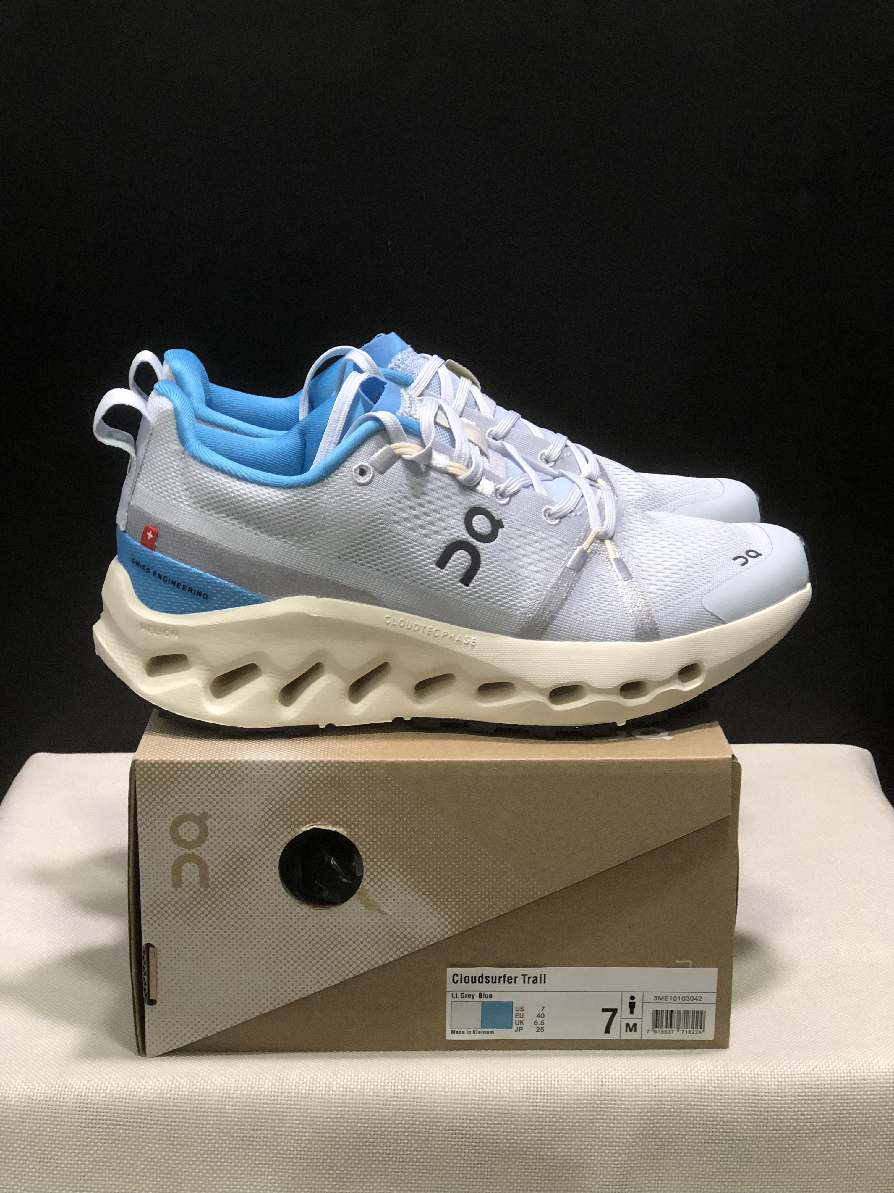 On Running Cloudsurfer Trail Waterproof Comfortable And Breathable Running Shoes Grey/Blue