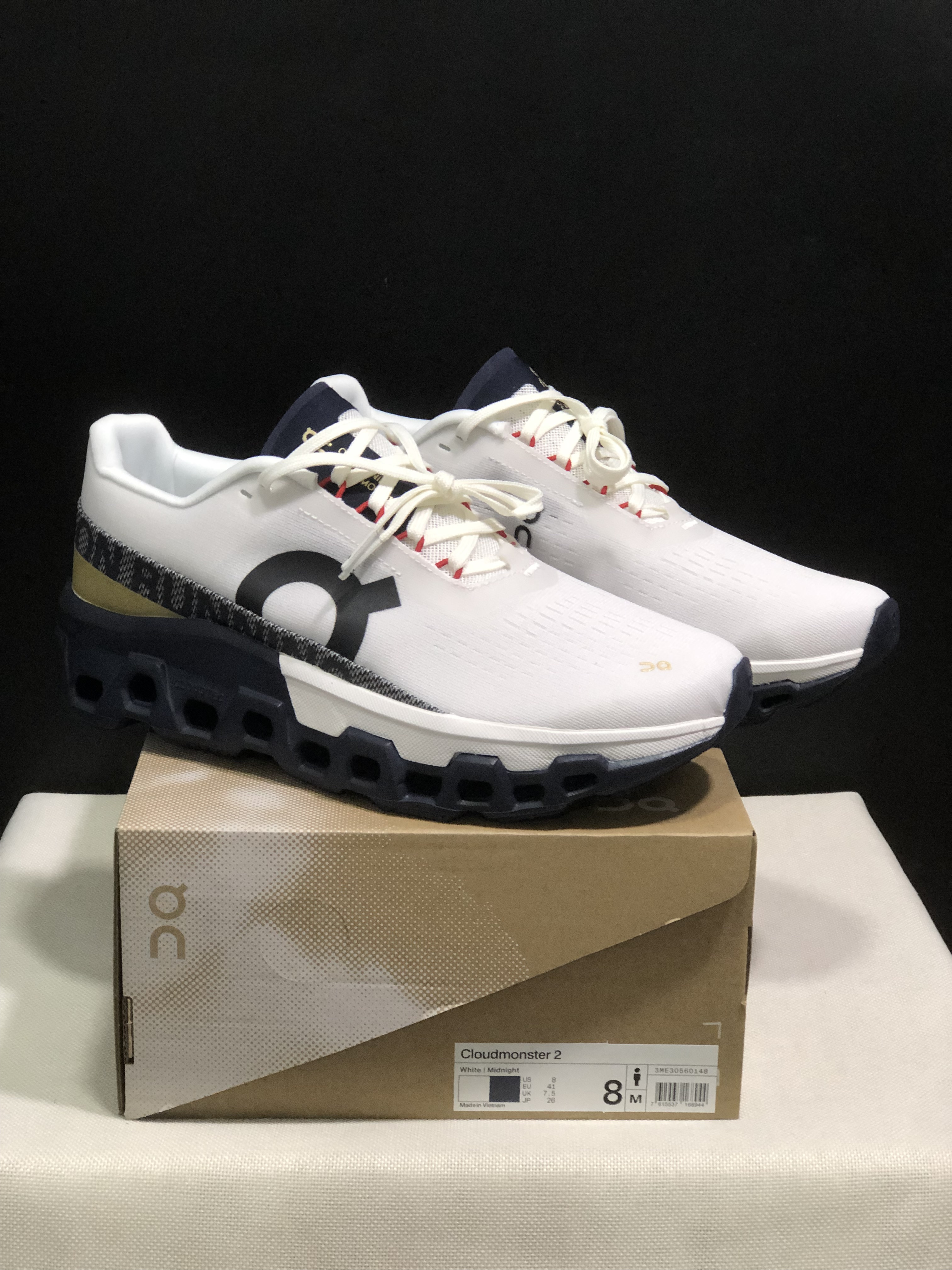 On Running Cloudmonster 2 Shock-Absorbing And Breathable Running Shoes White/Midnight