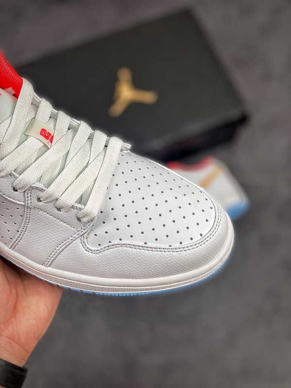 Nike Air Jordan 1 Low SE White Seseam Sneakers